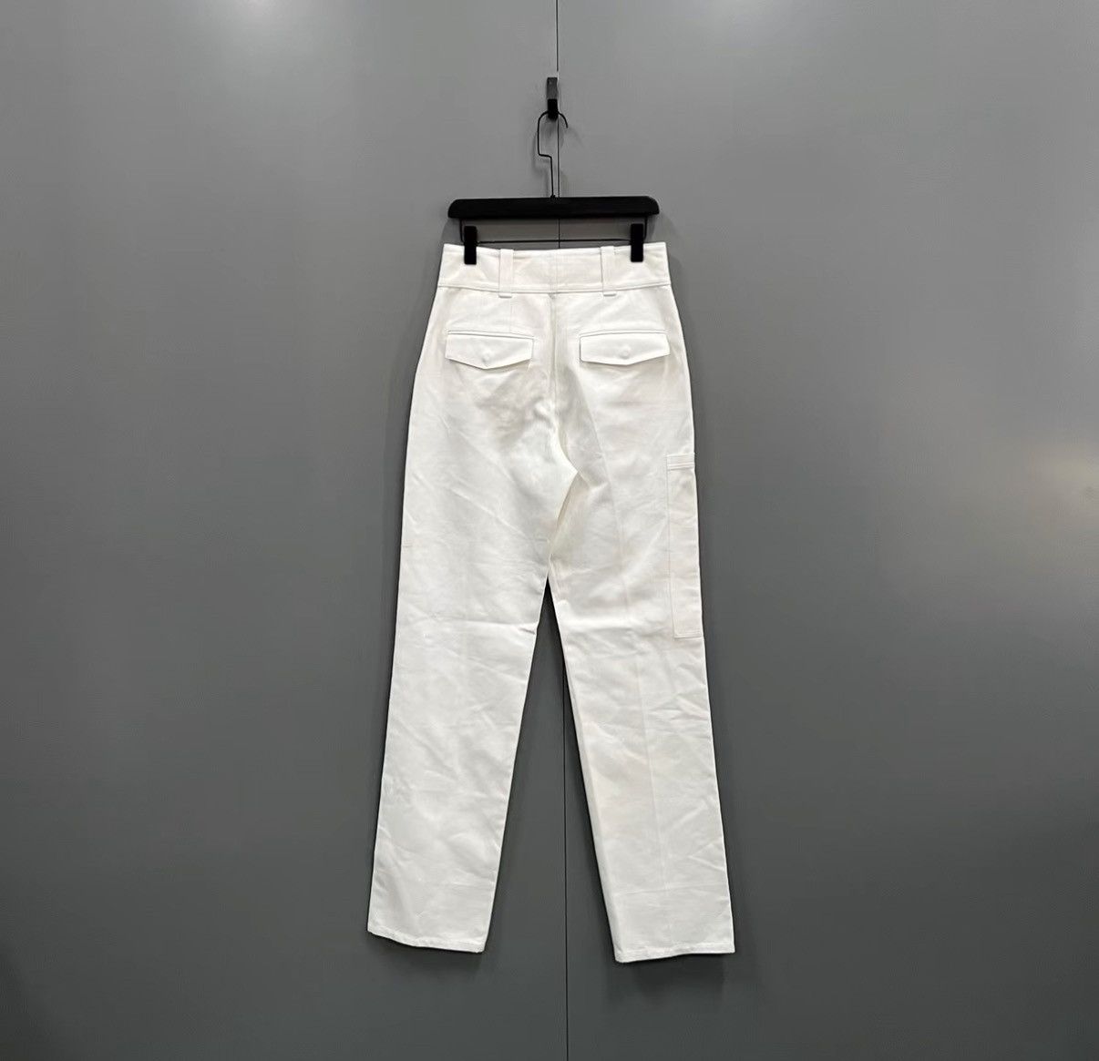 Burberry Burberry White High-waisted Trousers J41 Size 26" / US 2 / IT 38 - 2 Thumbnail