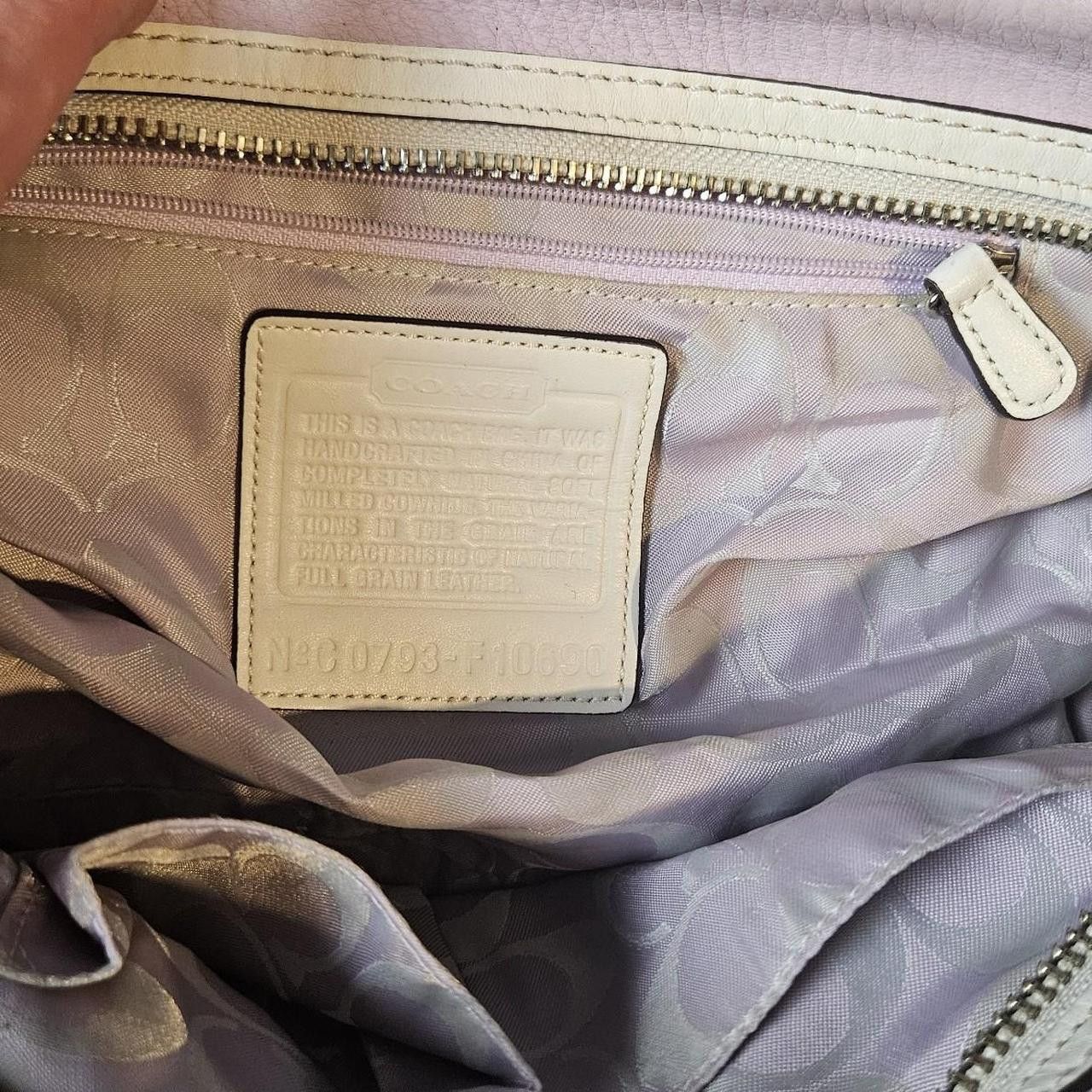 Coach Baby pink mid-2000s Coach pebbled leather satchel Size ONE SIZE - 3 Thumbnail