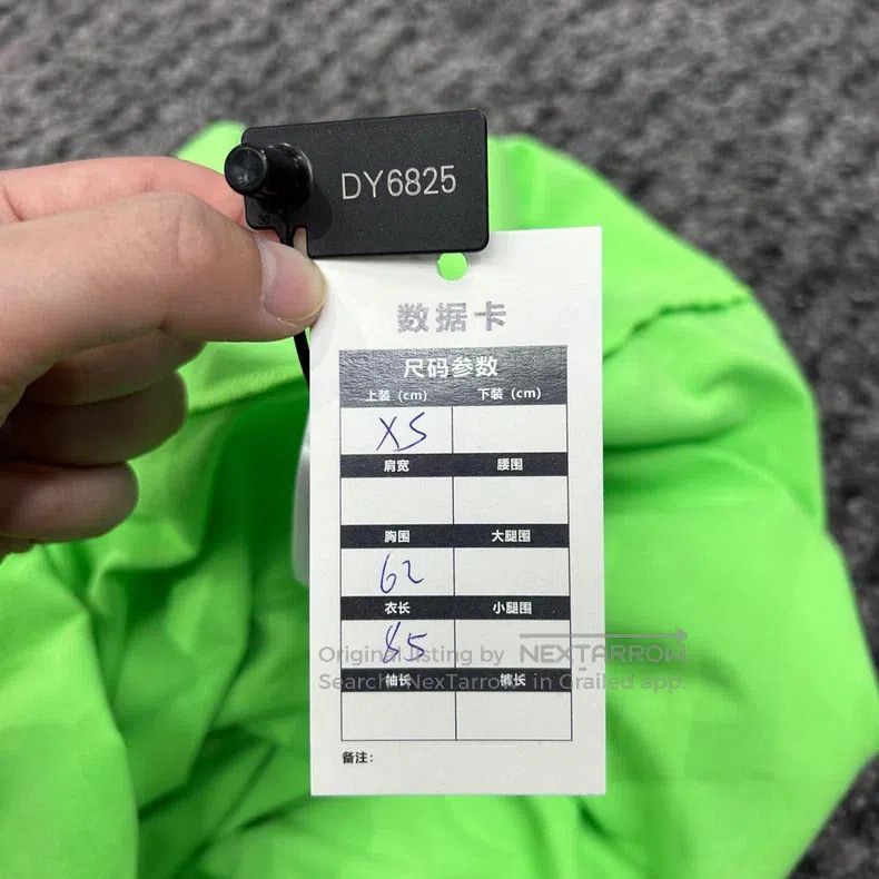 Balenciaga Balenciaga Seven Languages Short Sleeve Size US XS / EU 42 / 0 - 6 Thumbnail