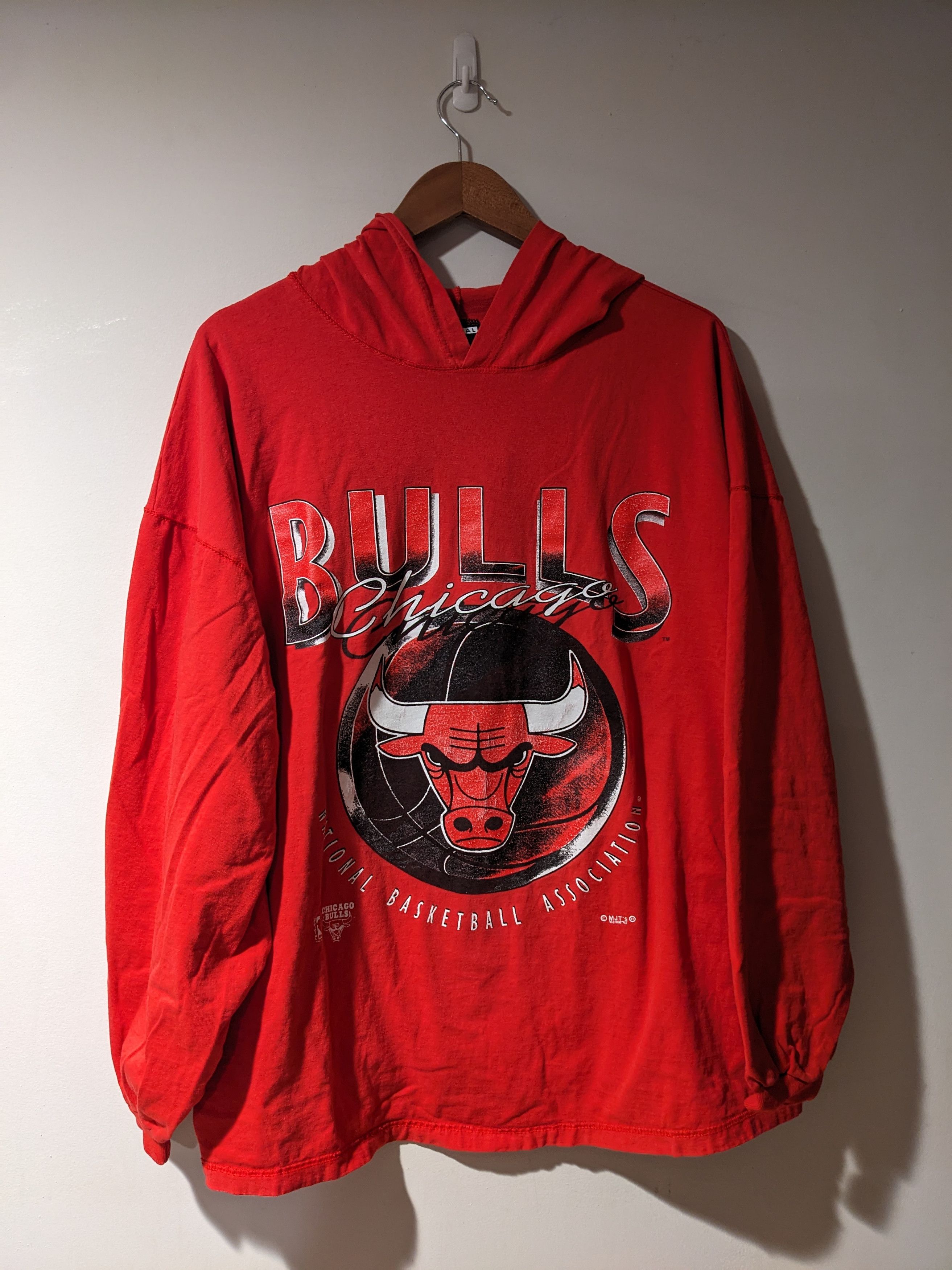 image of 90's Chicago Bulls Nba Basketball Hooded T-Shirt in Red, Men's (Size 2XL)