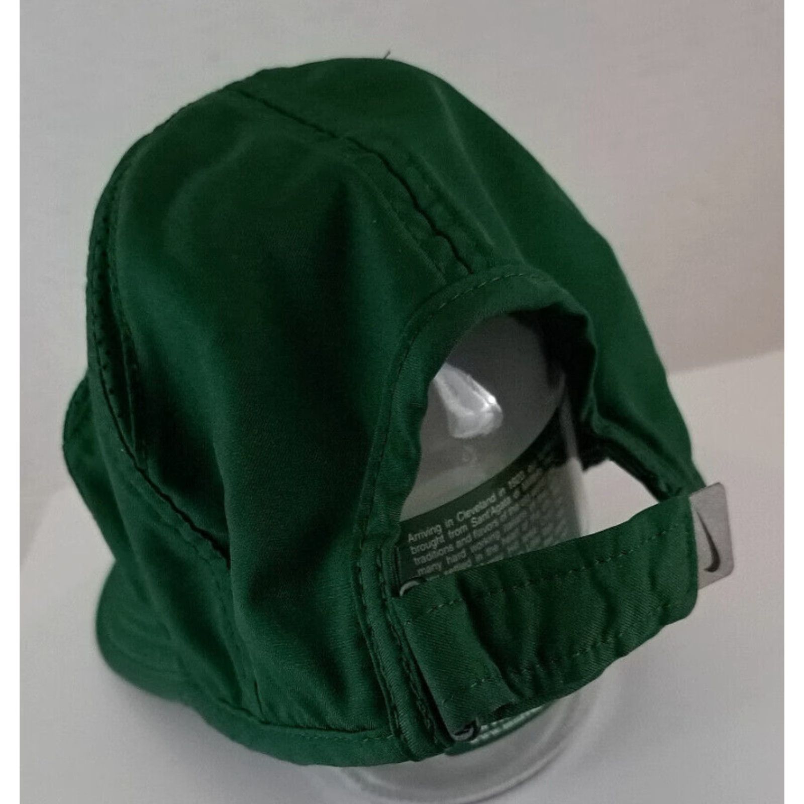Nike VINTAGE Nike Dri-Fit Featherlight Hat Wayne State Warriors Nylon Backback Adjustable Green Baseball Cap Unisex Adults Mens Womens 18x10 Size ONE SIZE - 5 Thumbnail
