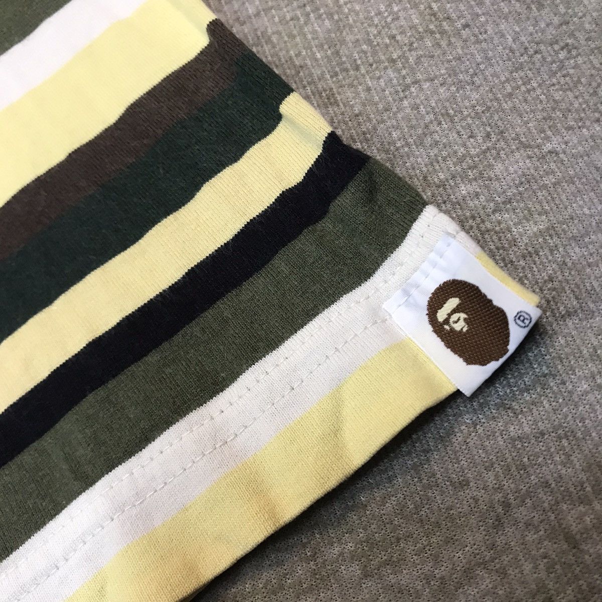 Japanese Brand × Kaws VINTAGE A BATHING APE X KAWS VERY RARE TEE Size US L / EU 52-54 / 3 - 7 Thumbnail