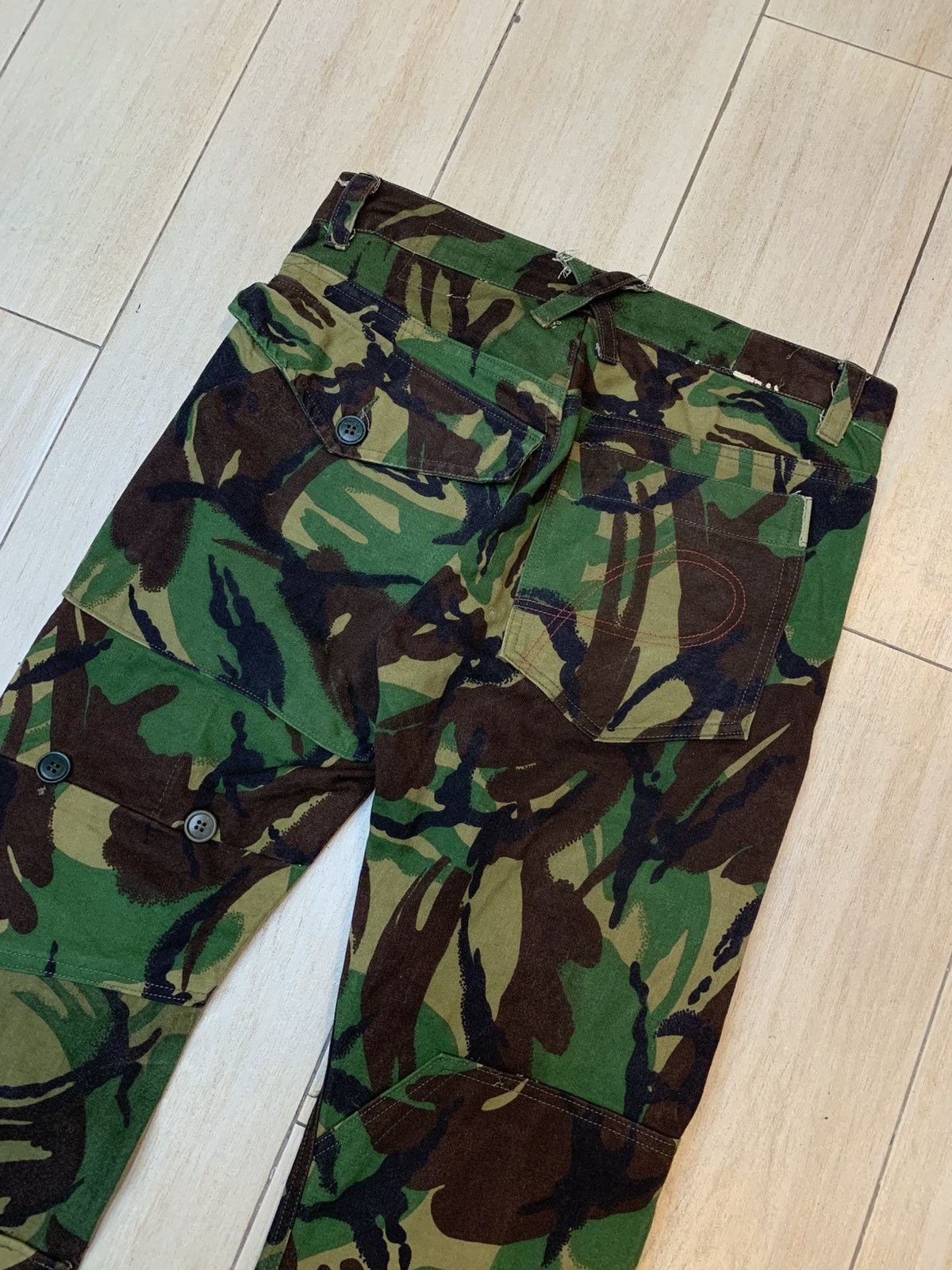 20471120 20471120 A/W2000-2001 PAPER Camo Pants Size US 29 - 12 Thumbnail