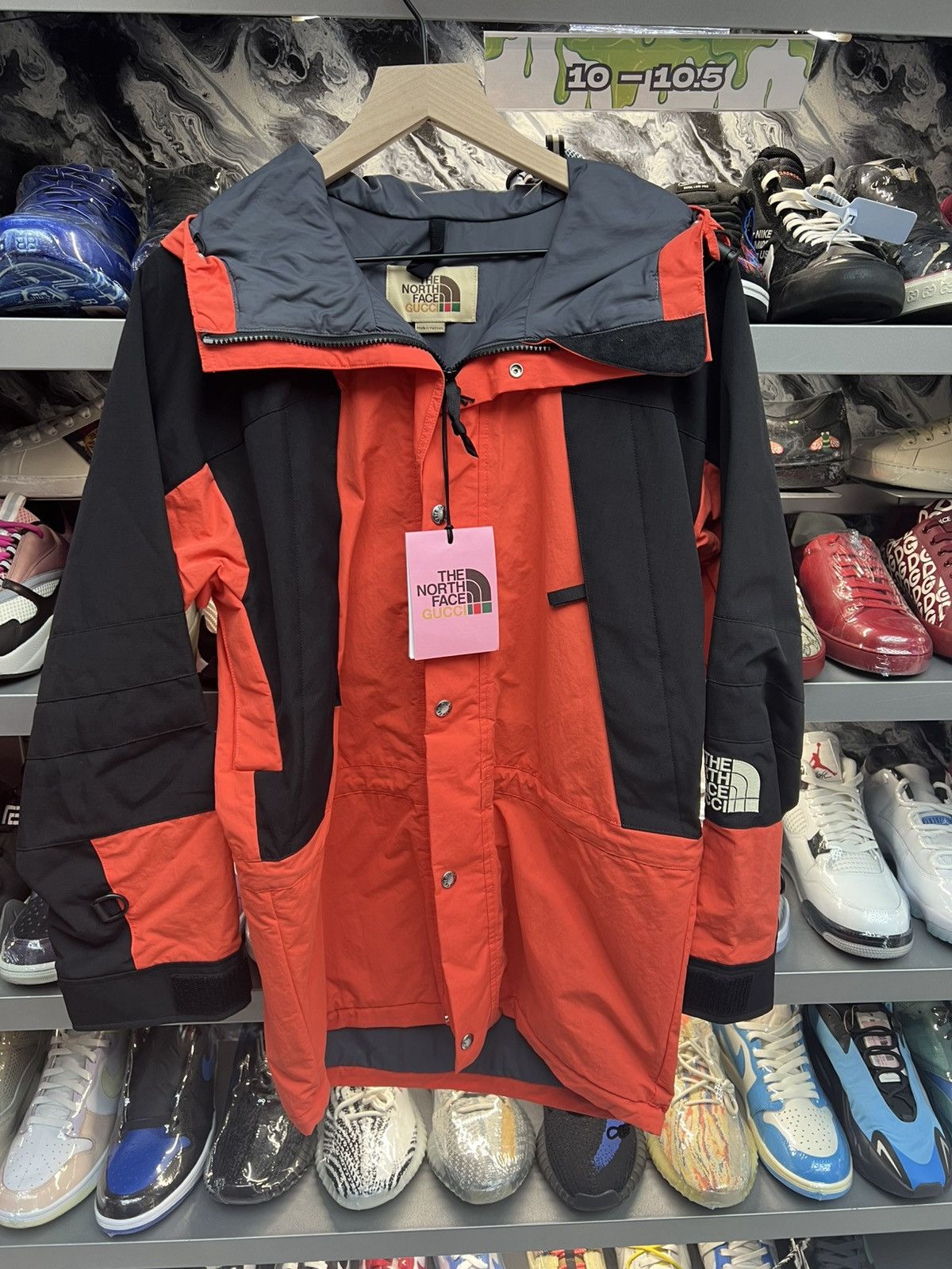 Gucci Gucci x NorthFace Orange Windbreaker Set Size S / US 4 / IT 40 - 1 Thumbnail