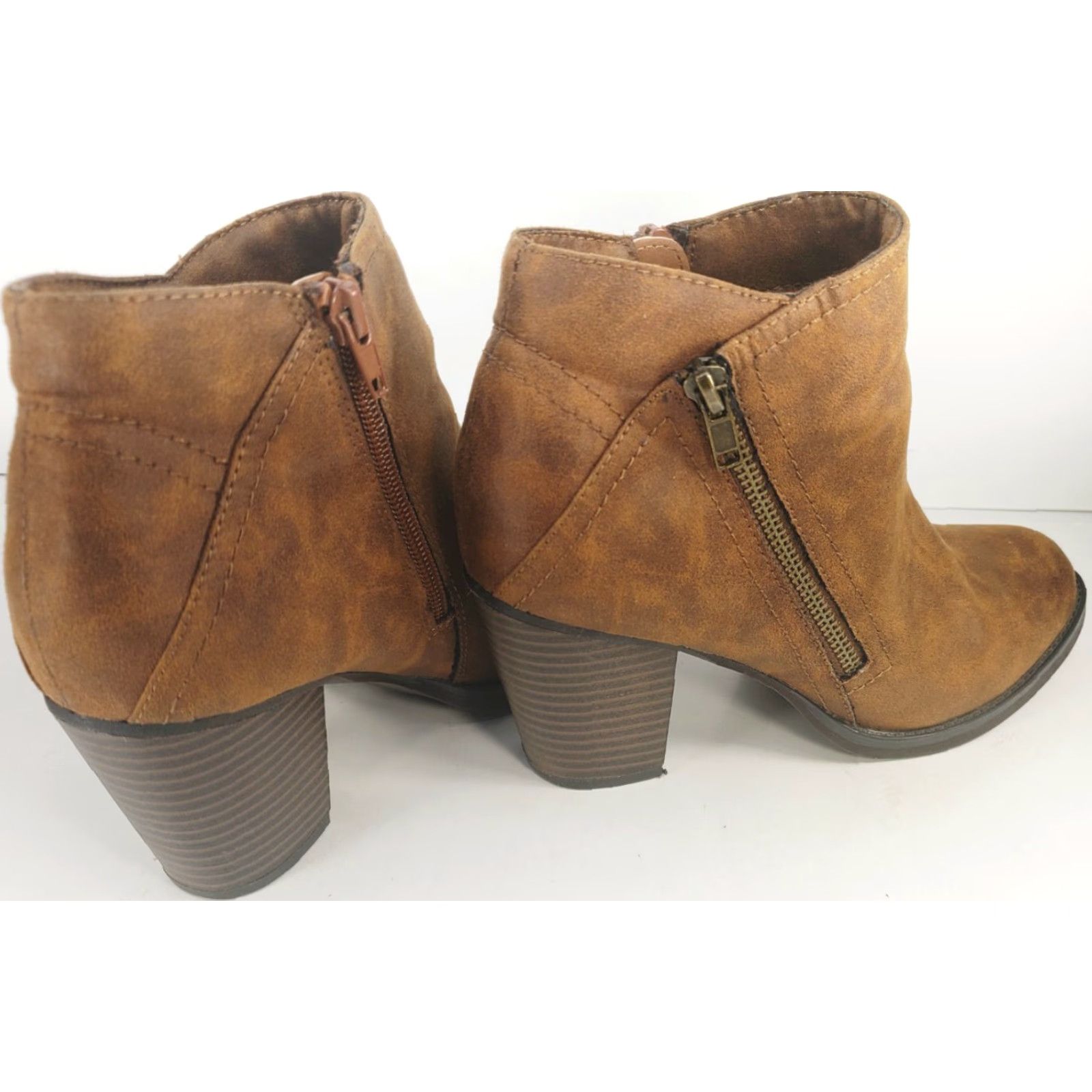 Vintage RAMPAGE Erica Cognac Brown Side Zip Booties Boots Women’s Size 8M Size US 8 / IT 38 - 4 Thumbnail