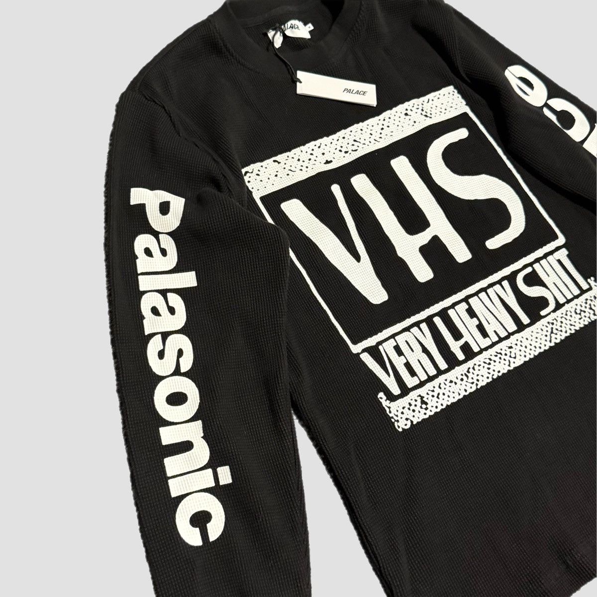 Palace Palace Skateboards VHS Thermal Sweatshirt Crewneck Jumper Size US M / EU 48-50 / 2 - 2 Thumbnail