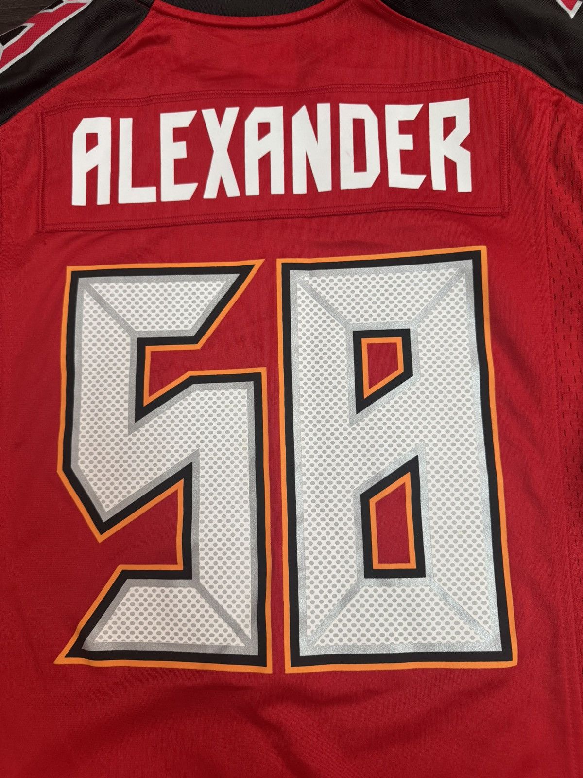 Nike Kwon Alexander #58 Tampa Bay Buccaneers NFL On Field Jersey Size US S / EU 44-46 / 1 - 9 Thumbnail