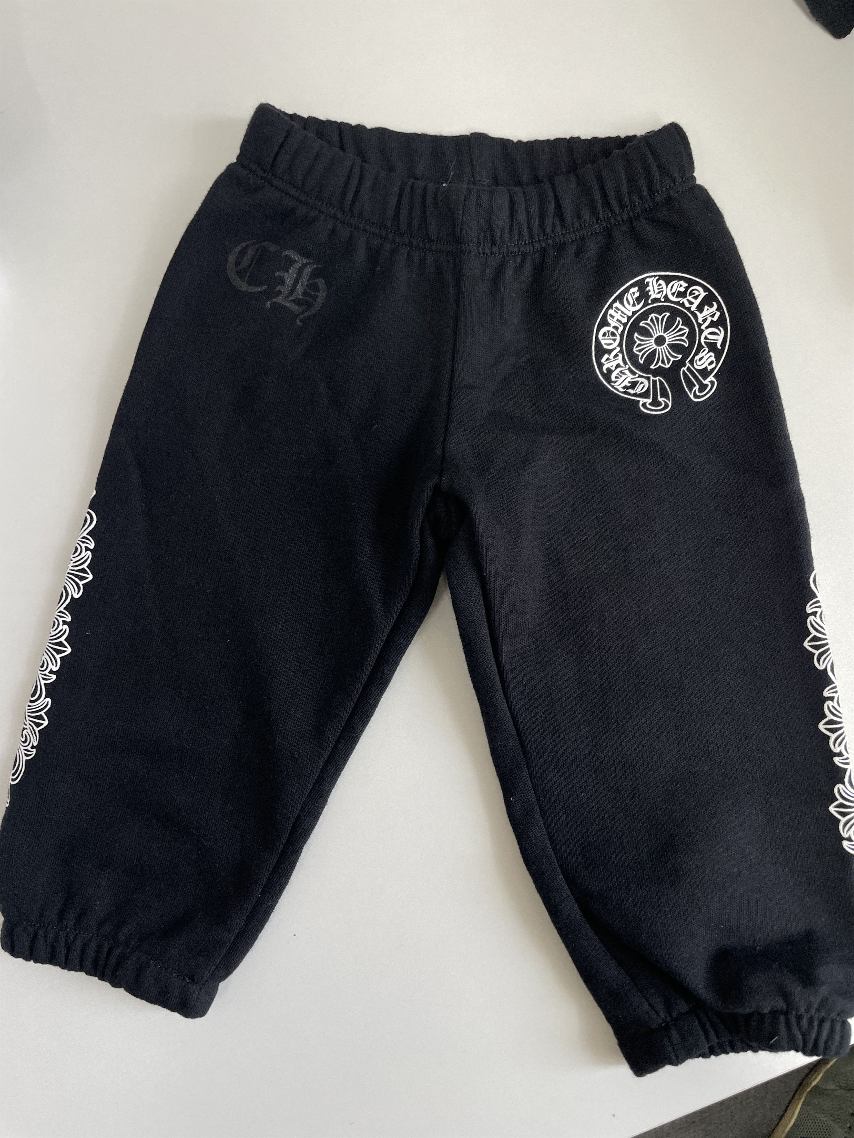 Chrome Hearts Chrome Hearts Horseshoe Cross Black Sweatpants For Kids Size US 26 / EU 42 - 3 Thumbnail