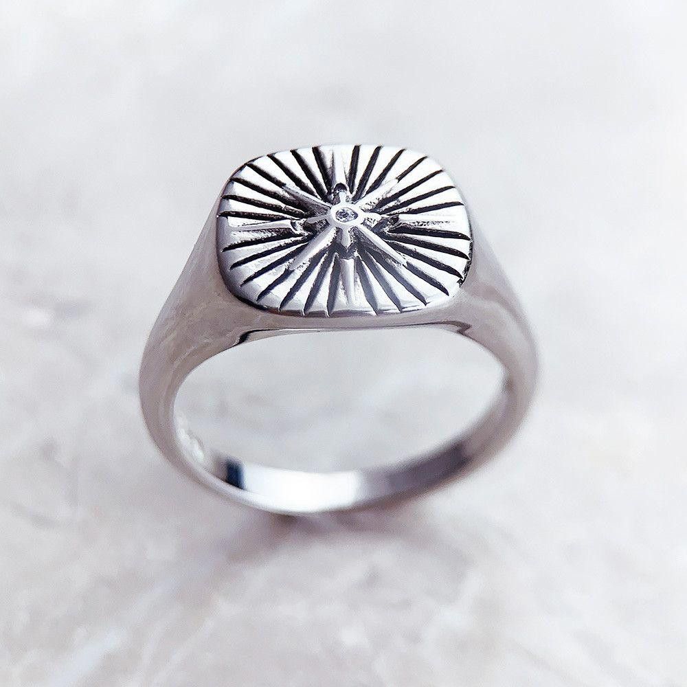 Jewelry SIZE 8 Sterling Silver Signet Ring Vintage Star Fine Size ONE SIZE - 1 Thumbnail