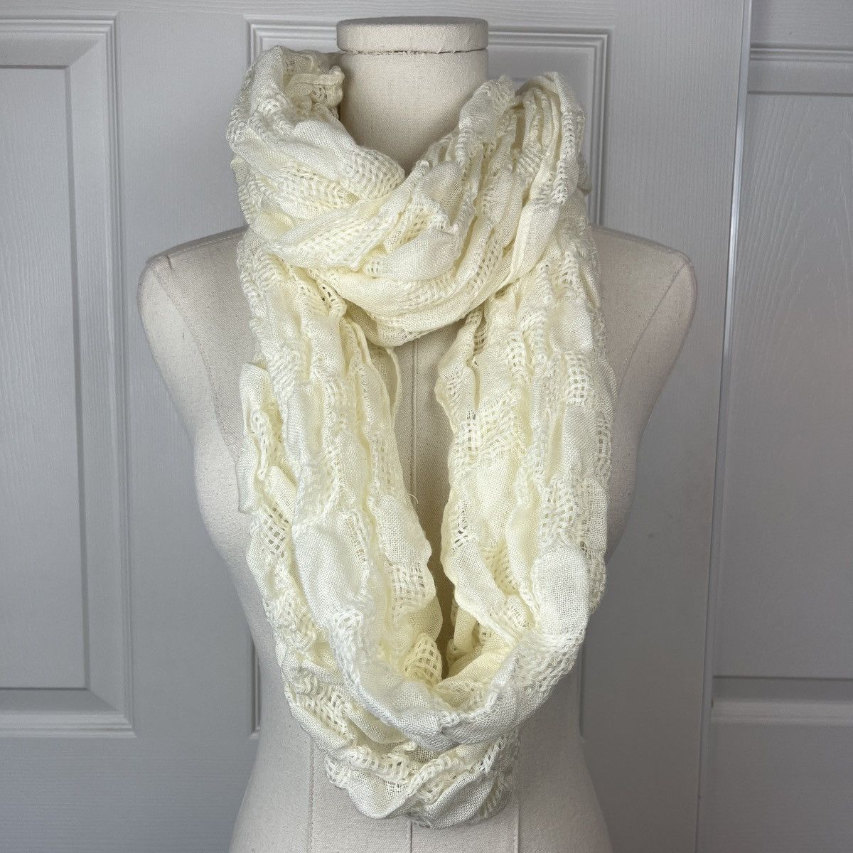 Other Rubbish Accessories cream knit sheer infinity scarf Size ONE SIZE - 1 Thumbnail