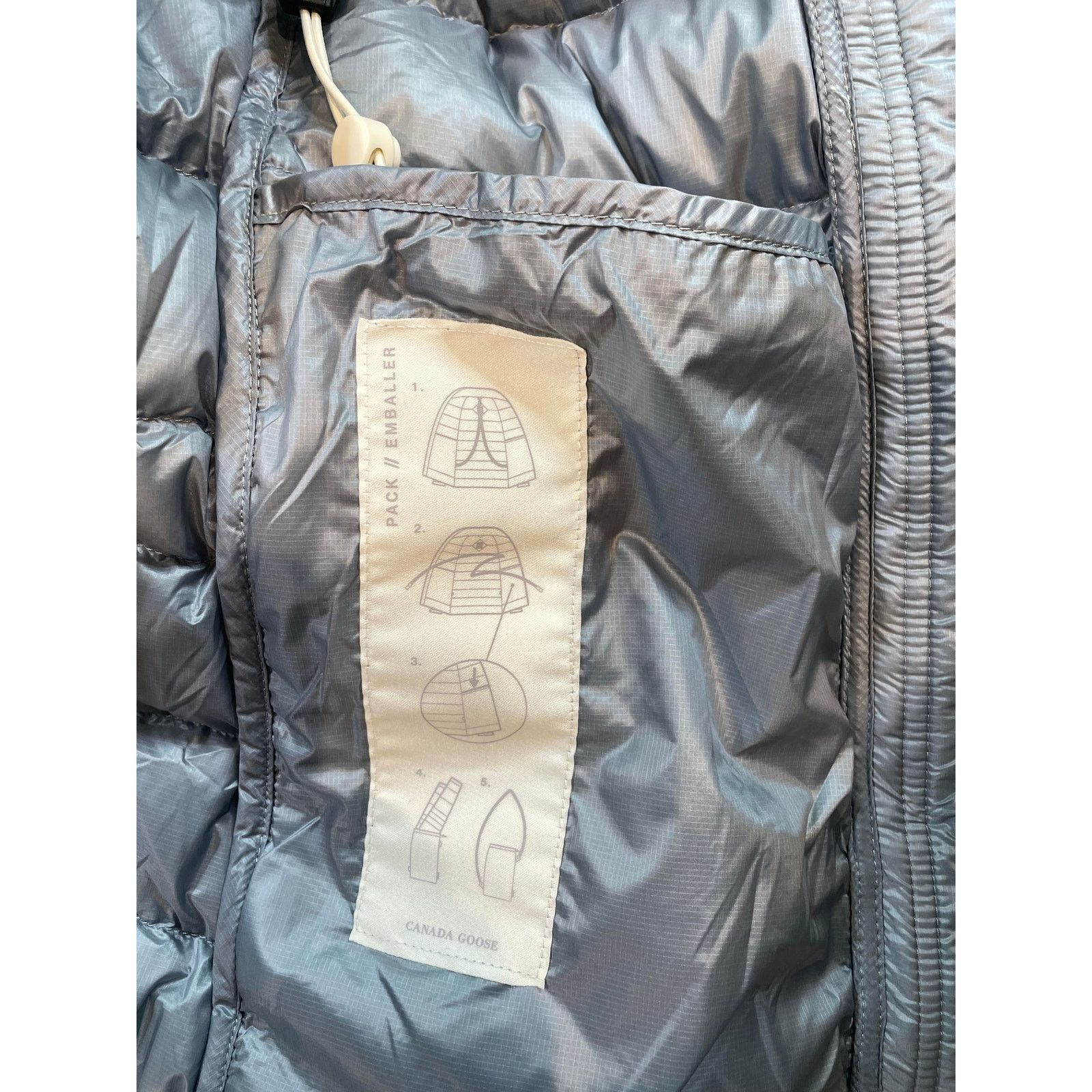 Canada Goose Canada Goose Puffer Hooded Blue Jacket Size US M / EU 48-50 / 2 - 4 Thumbnail