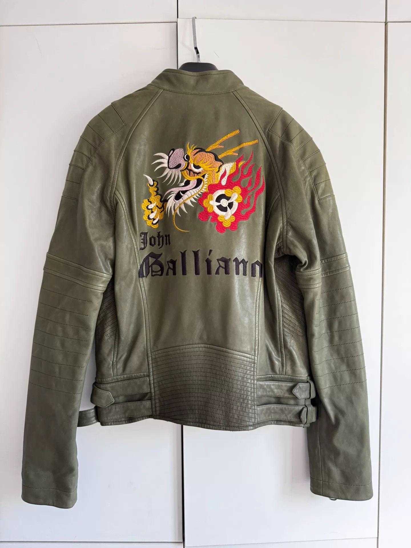 John Galliano John Galliano Dragon Embroidery Leather Jacket Size US S / EU 44-46 / 1 - 1 Thumbnail