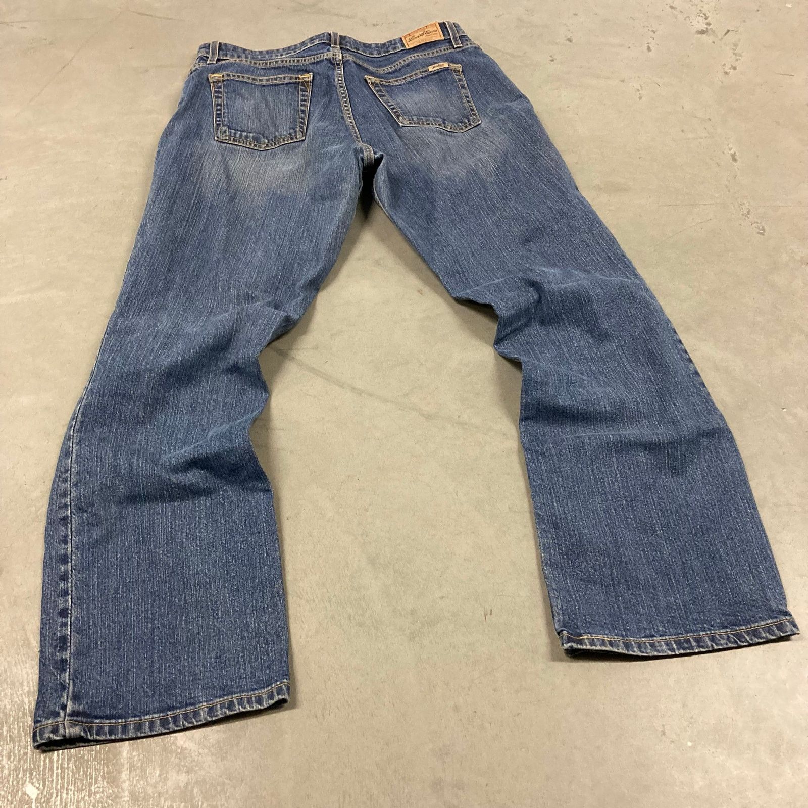 Levi's × Vintage Y2K Levi's bootcut Jeans 32x31 Size US 32 / EU 48 - 2 Thumbnail