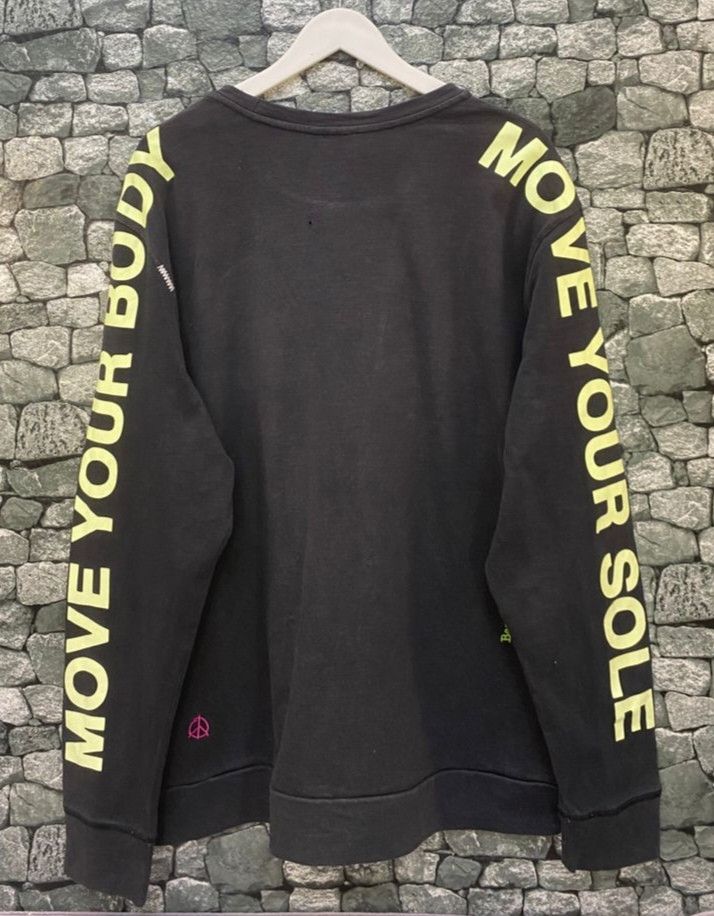Nike Vintage Nike World Tour Beaveryon Oregon Sweatshirt Size US XXL / EU 58 / 5 - 2 Thumbnail