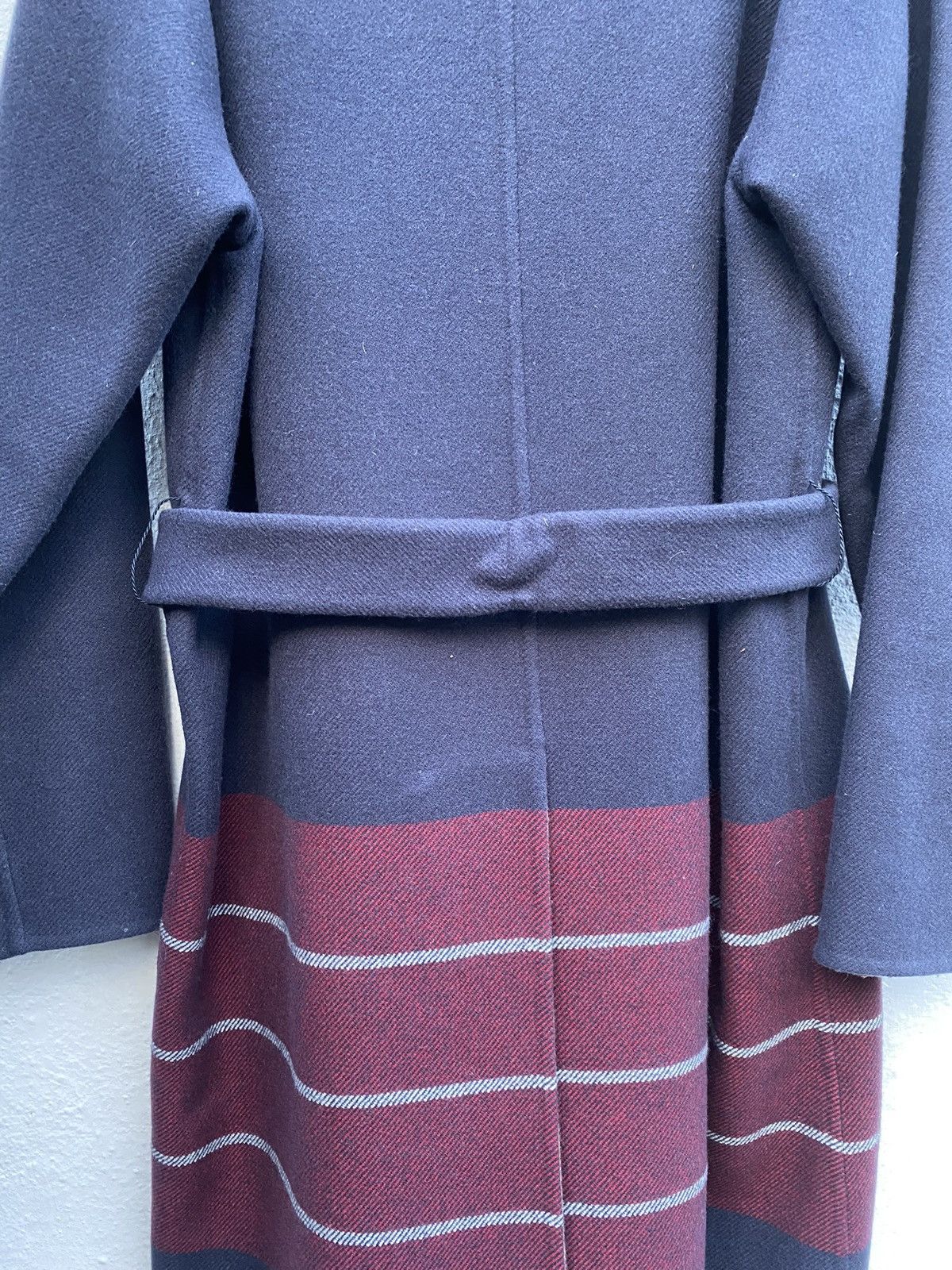 Louis Vuitton Navy wool and cashmere coat Size US M / EU 48-50 / 2 - 9 Thumbnail