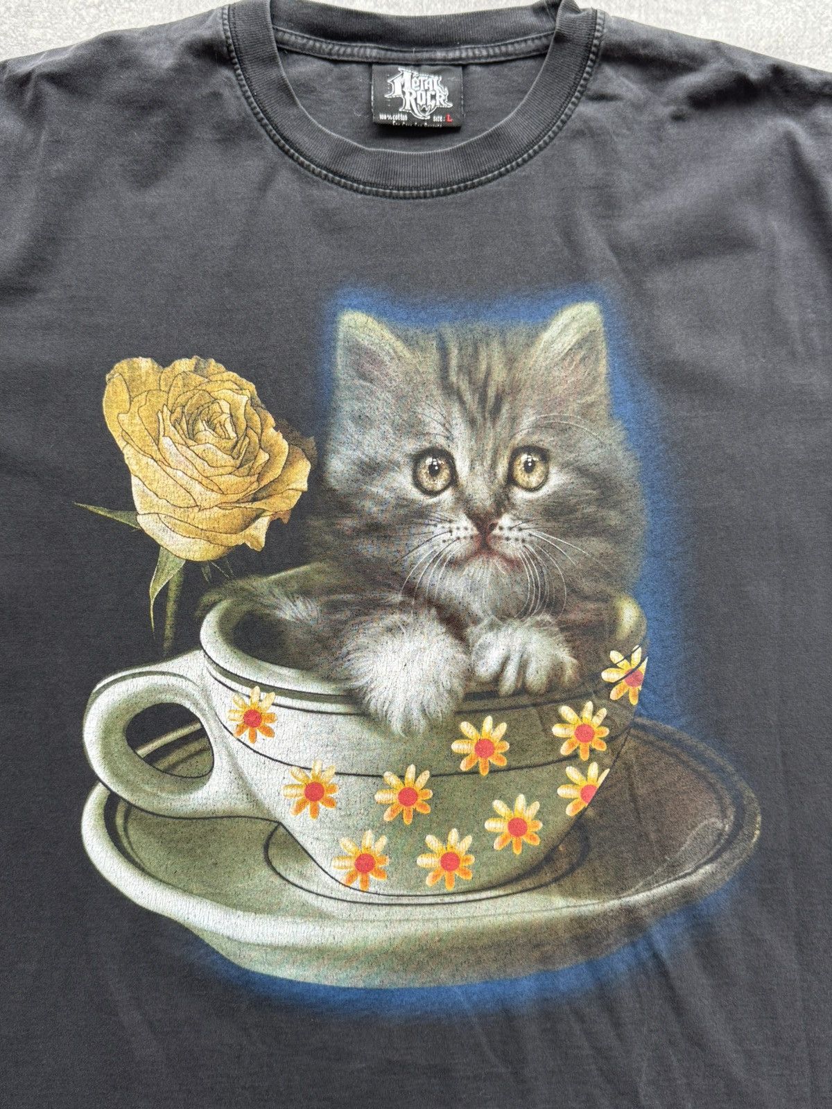 Vintage Vintage Cat In Flowers T-shirt Size US L / EU 52-54 / 3 - 3 Thumbnail