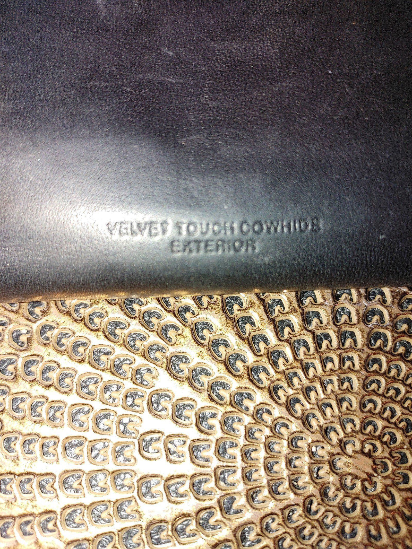 Burton Buxton Velvet Touch Leather Wallet Size ONE SIZE - 3 Thumbnail
