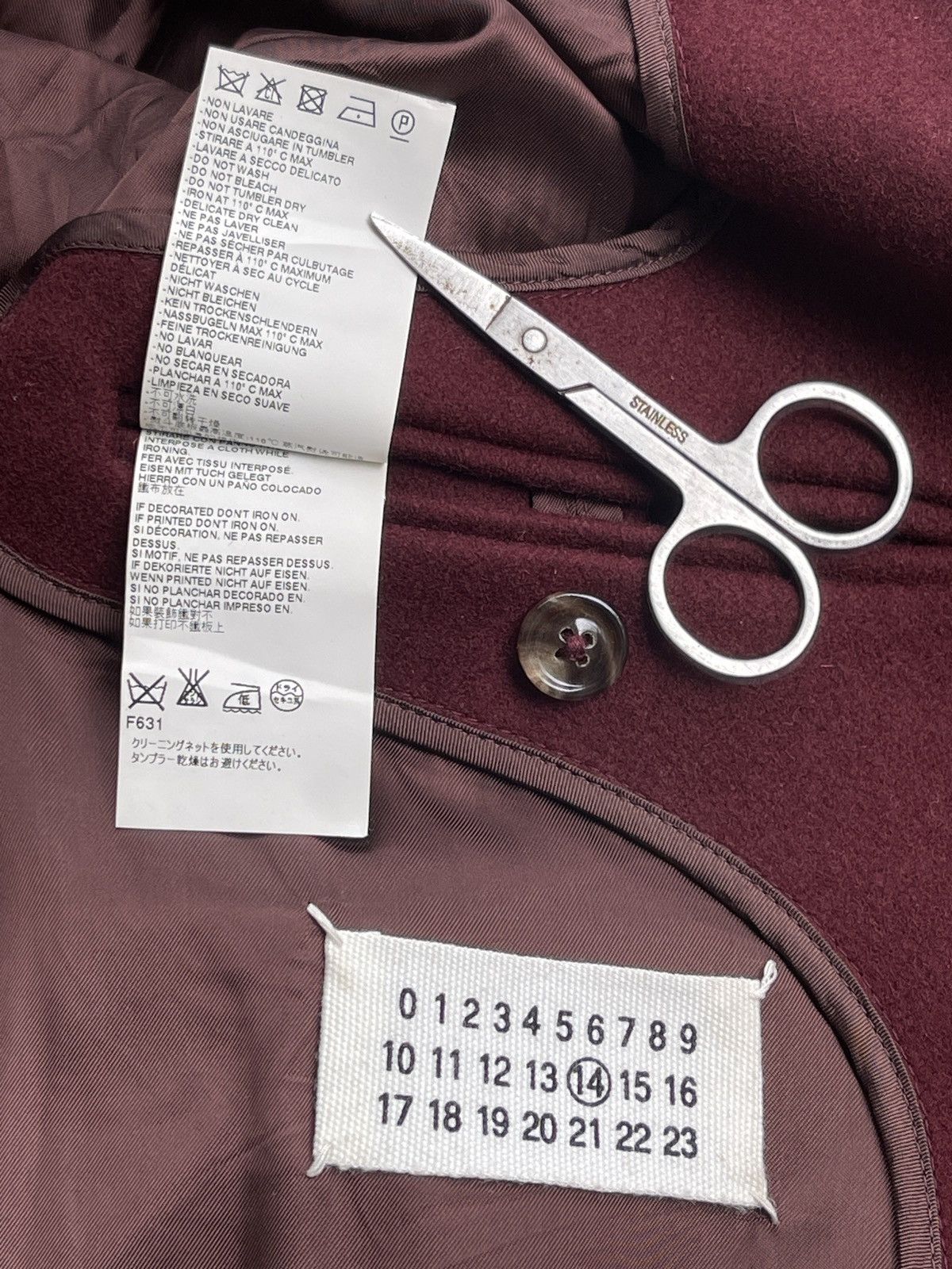 Maison Margiela Fall Winter 2013 Runway Maison Martin Margiela Overcoat Size US M / EU 48-50 / 2 - 15 Thumbnail