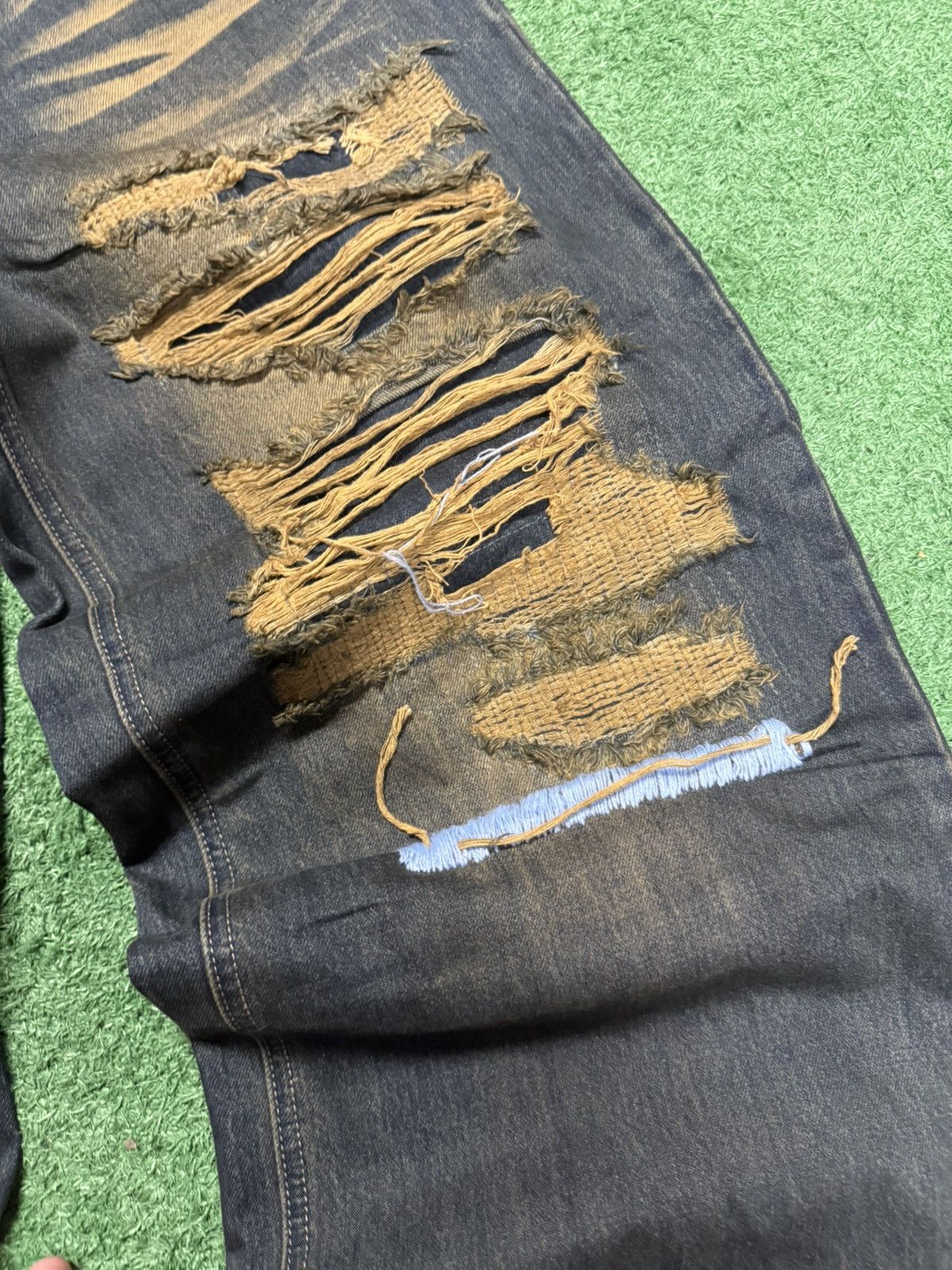 Vale Vale thrashed denim sized 30 Size US 30 / EU 46 - 4 Thumbnail
