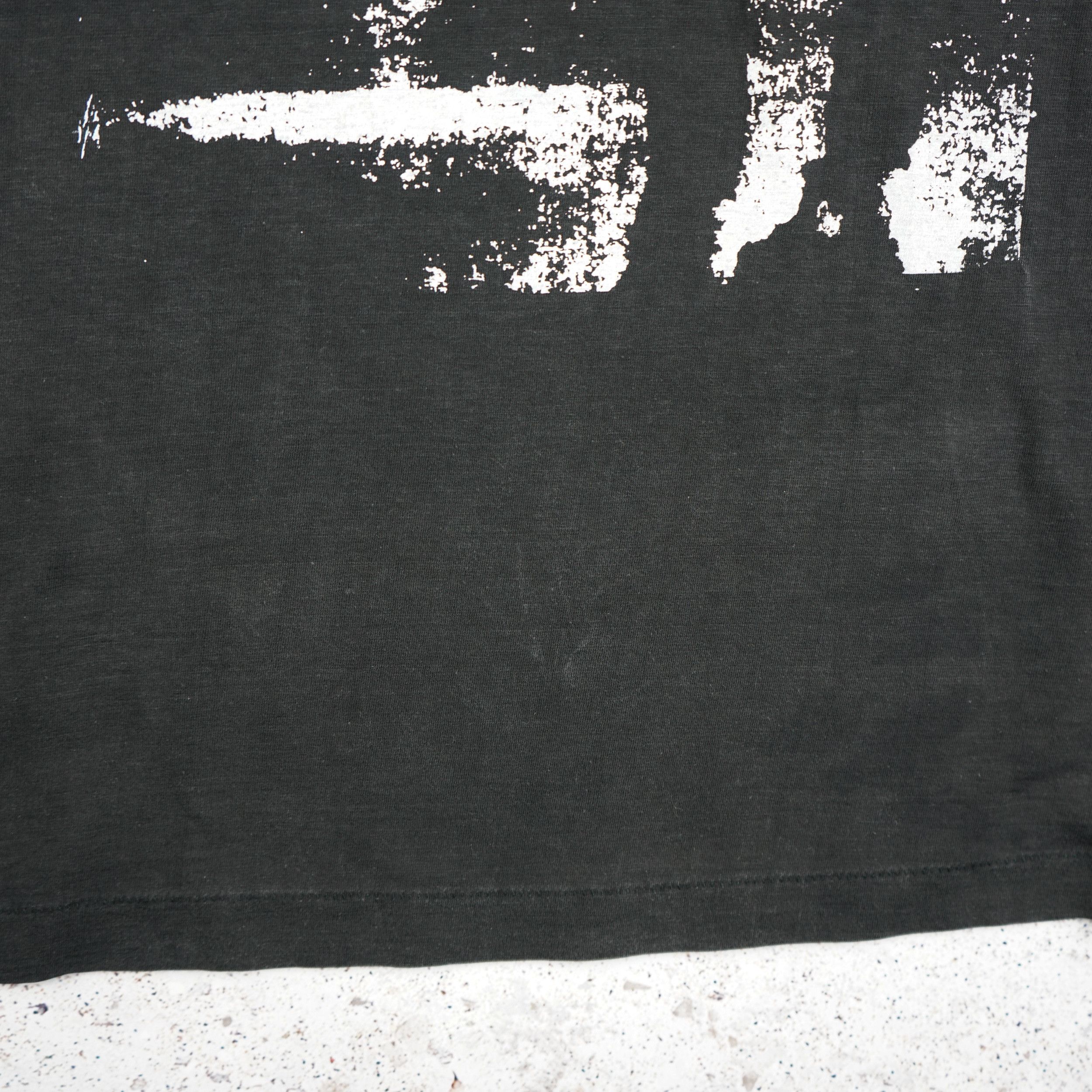Band Tees Vintage 1980s The Cure T-Shirt Boys Don't Cry Size US L / EU 52-54 / 3 - 2 Thumbnail