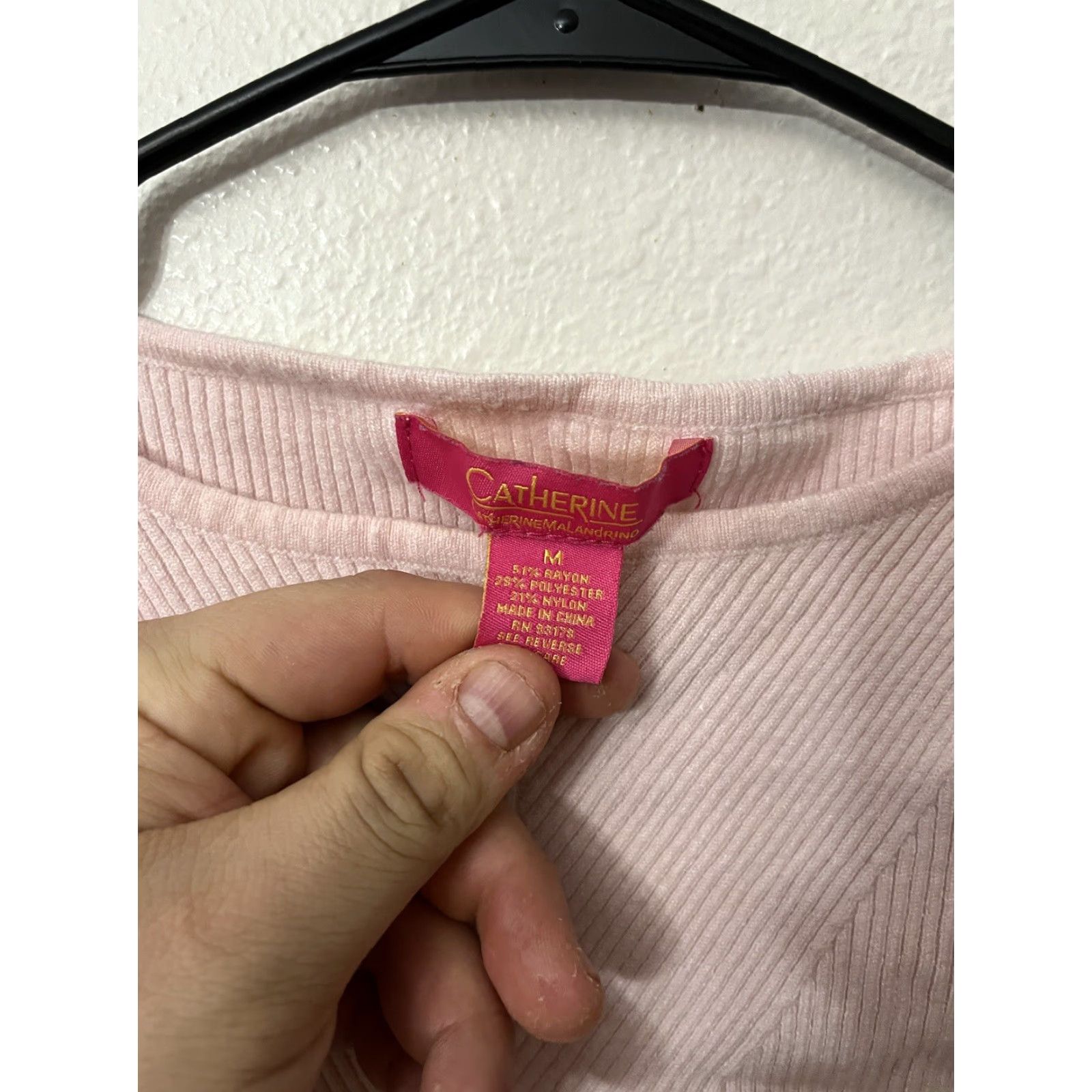 Vintage Catherine Malandrino Womens Sweater Long Sleeve Medium Pink Pullover Size M / US 6-8 / IT 42-44 - 2 Thumbnail