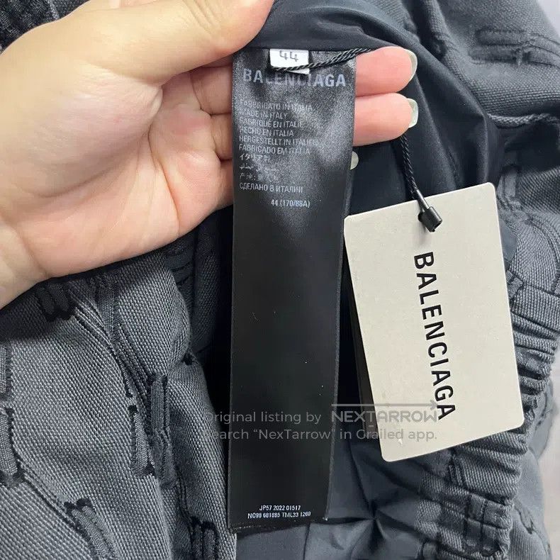 Balenciaga Balenciaga Black Logo Full Print Stand Collar Zipper Long Size US S / EU 44-46 / 1 - 3 Thumbnail