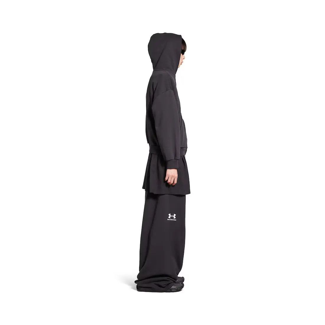 Balenciaga × Under Armour oc11z0326 Under Armour® Zip-Up Hoodie Regular Fit in Black Size XS / US 0-2 / IT 36-38 - 4 Thumbnail
