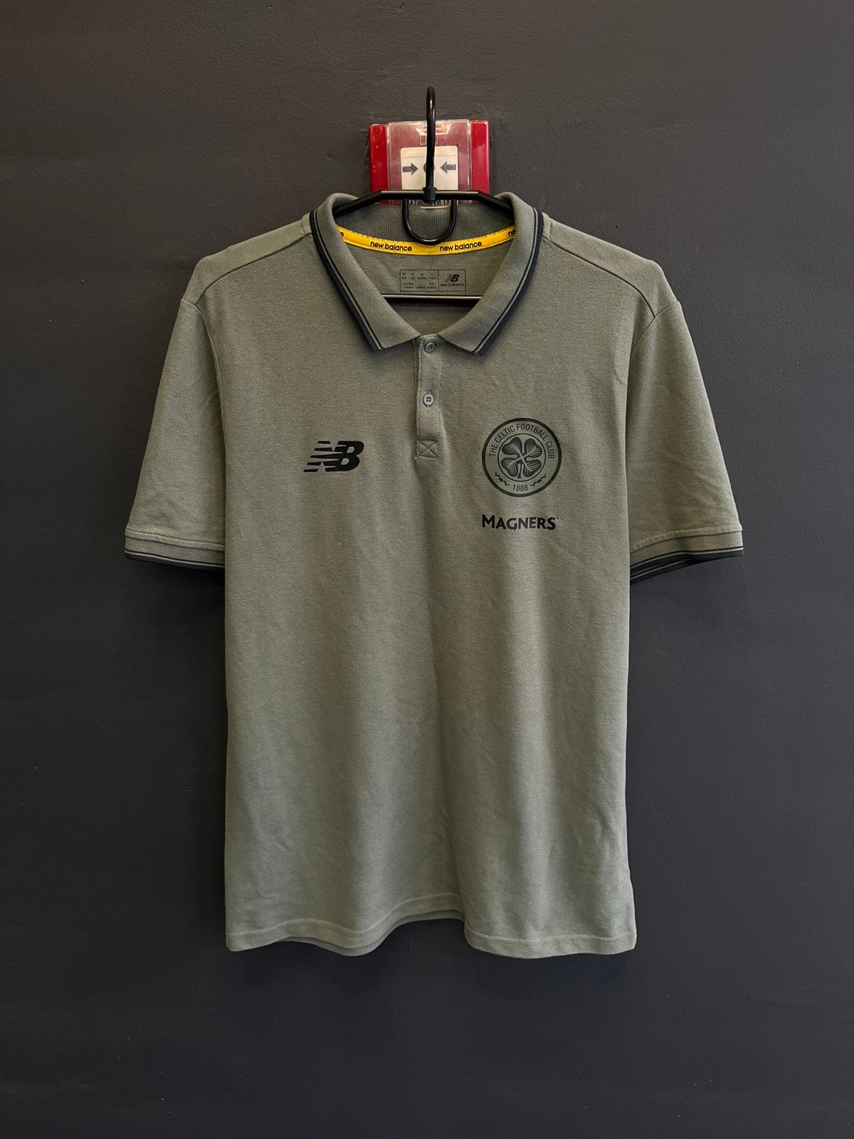 Pre-owned New Balance X Vintage Blokecore Vintage New Balance Celtic Football Club Jersey In Khaki