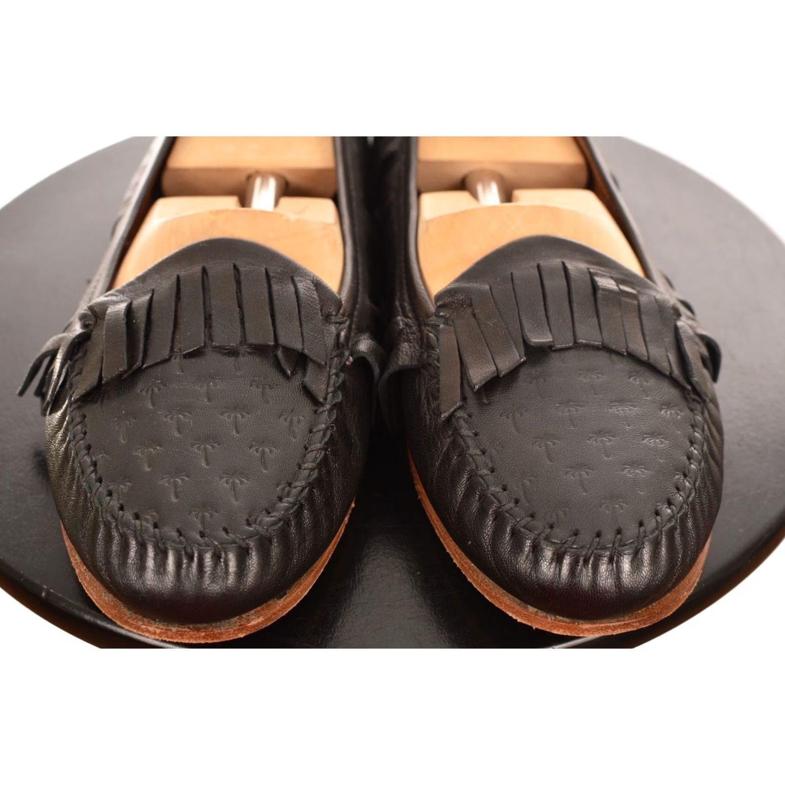 Tomas Maier DDP Tomas Maier Black Leather Embossed Palm Tree Fringe Loafers Size 8 1/2 Women's Flat Leather Loafers Size US 9 / IT 39 - 2 Thumbnail