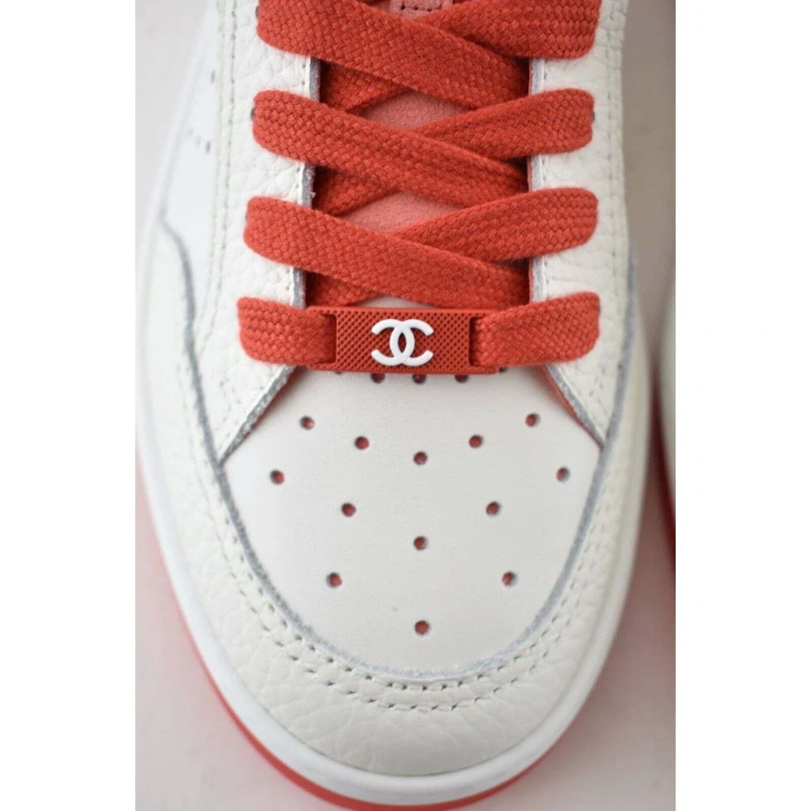 Chanel 22P CC Logo Flat Lace Up Tie Runner Trainer Sneaker 38 Size US 8 / IT 38 - 5 Thumbnail