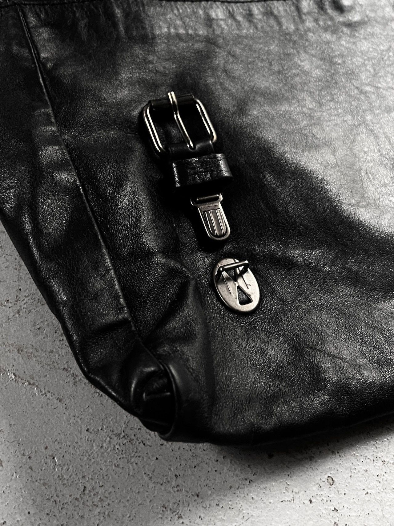 Miu Miu 2000s Miu Miu - cowhide messager bag Size ONE SIZE - 6 Thumbnail