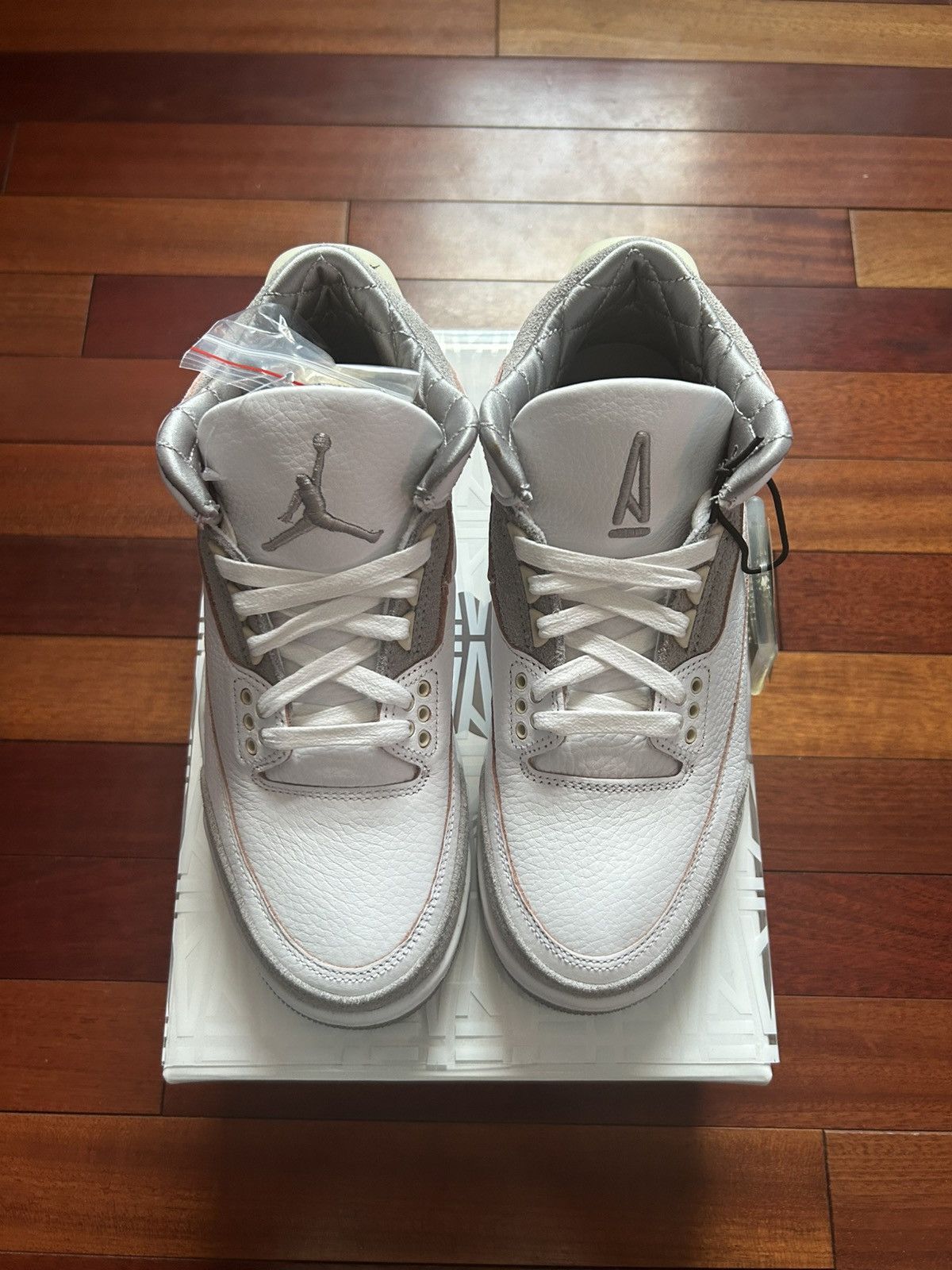 A Ma Maniere × Jordan Brand Air Jordan 3 A Ma Maniere (W) Size US 5 / EU 37 - 2 Thumbnail