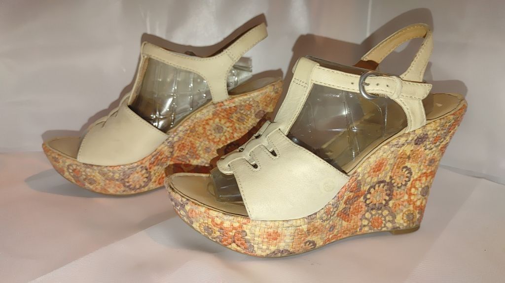 Born Born Rebecka Floral Cork Wedge Sandals Size 8 Size US 8 / IT 38 - 2 Thumbnail