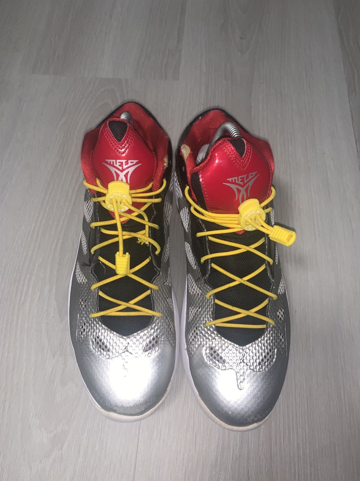 Jordan Brand × Nike Nike Air Jordan MELO M8 Advance Metallic GreenRed 542240-084 Size US 8 / EU 41 - 2 Thumbnail