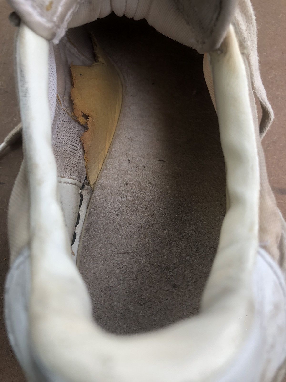 Nike × Vintage Vtg 1983 Nike White Leather Sneakers Size 9.5 Made In Korea Size US 9.5 / IT 39.5 - 12 Thumbnail