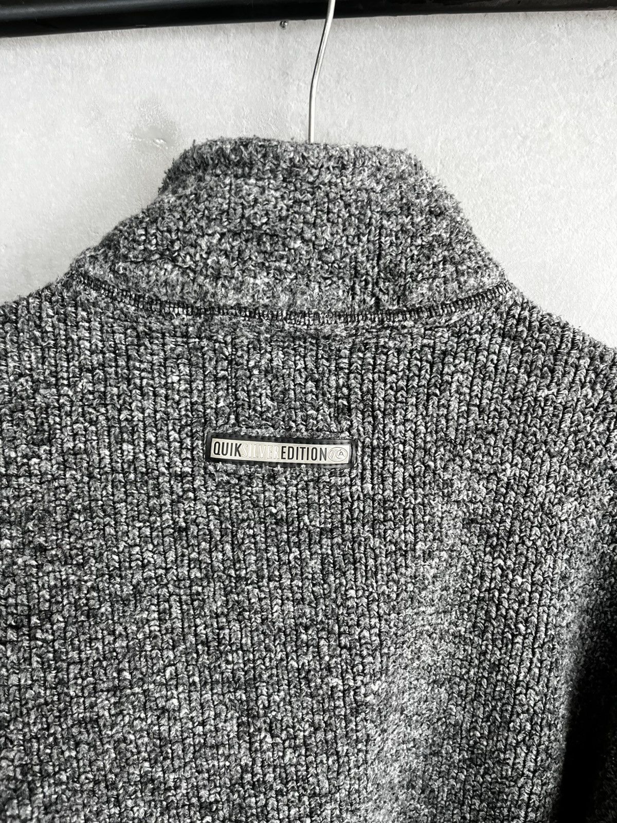 Quiksilver Quiksilver fleece vintage size L Size US L / EU 52-54 / 3 - 15 Thumbnail