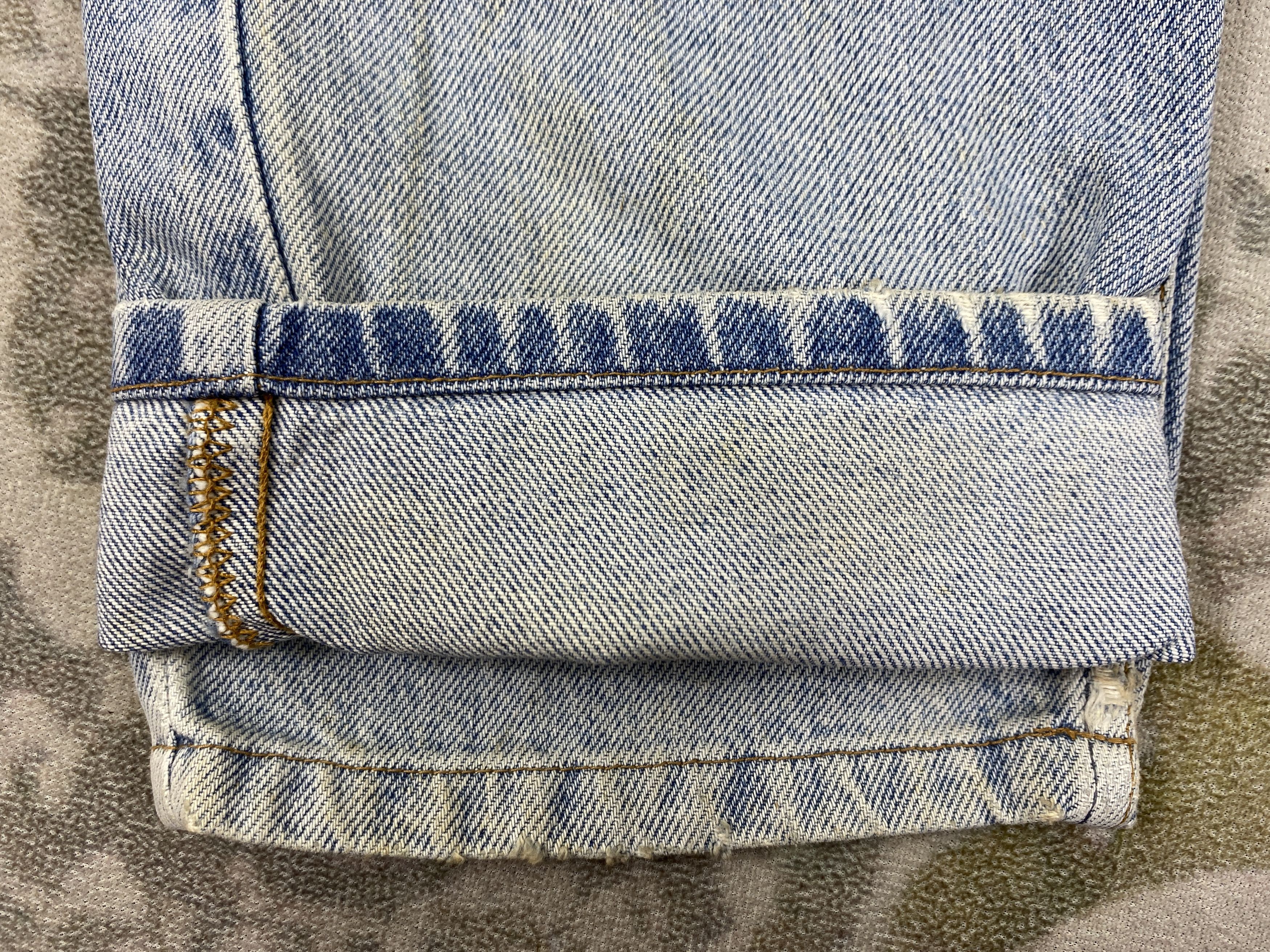 Levi's 90’s Distressed Blue Vintage Levi's 610 USA 33x29.5 JN866 Size US 33 - 16 Thumbnail