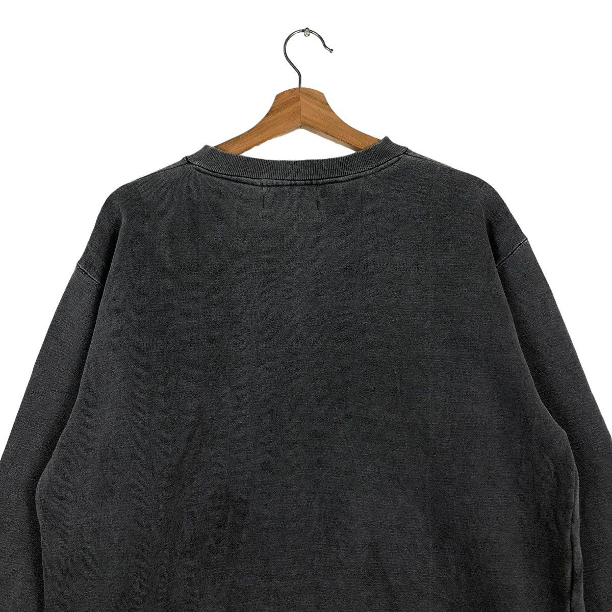 Japanese Brand 🔥VINTAGE SWEATSHIRT BITCH SKATEBOARD USA BIG LOGO Size US M / EU 48-50 / 2 - 9 Thumbnail