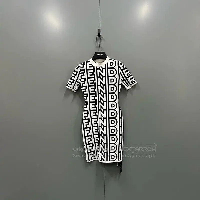 Fendi Fendi Multicolor Cotton Short Sleeve Dress . Size XXS / US 00 / IT 34 - 1 Thumbnail