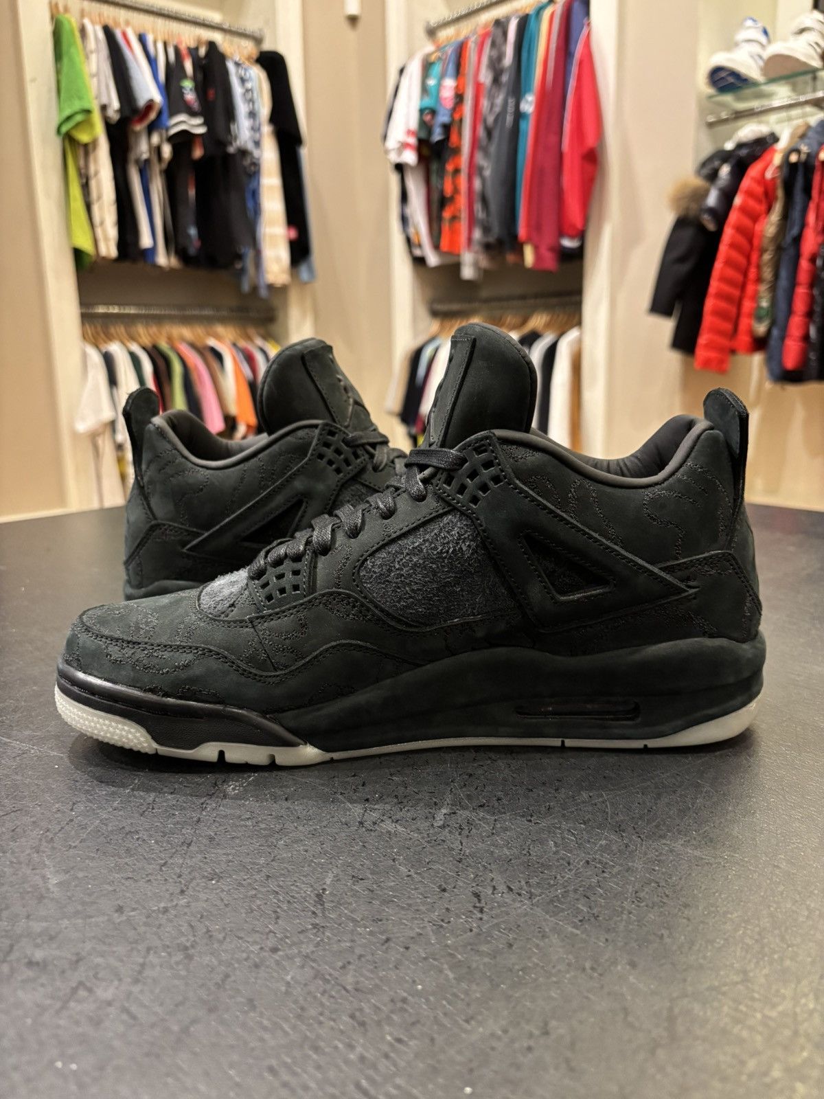 Jordan Brand Jordan 4 Retro ‘Kaws Black’ Size US 10 / EU 43 - 3 Thumbnail