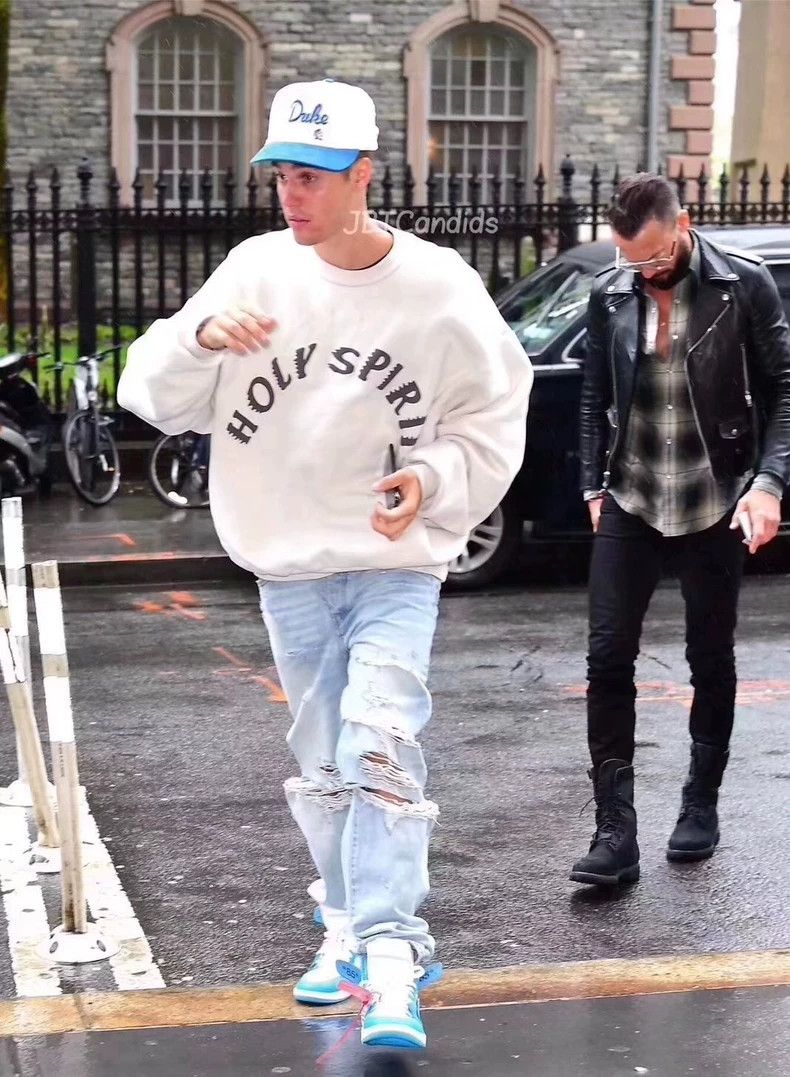 Amiri AmiriDestroy loose jeans 2503-Nextarrow Size US 30 / EU 46 - 1 Thumbnail