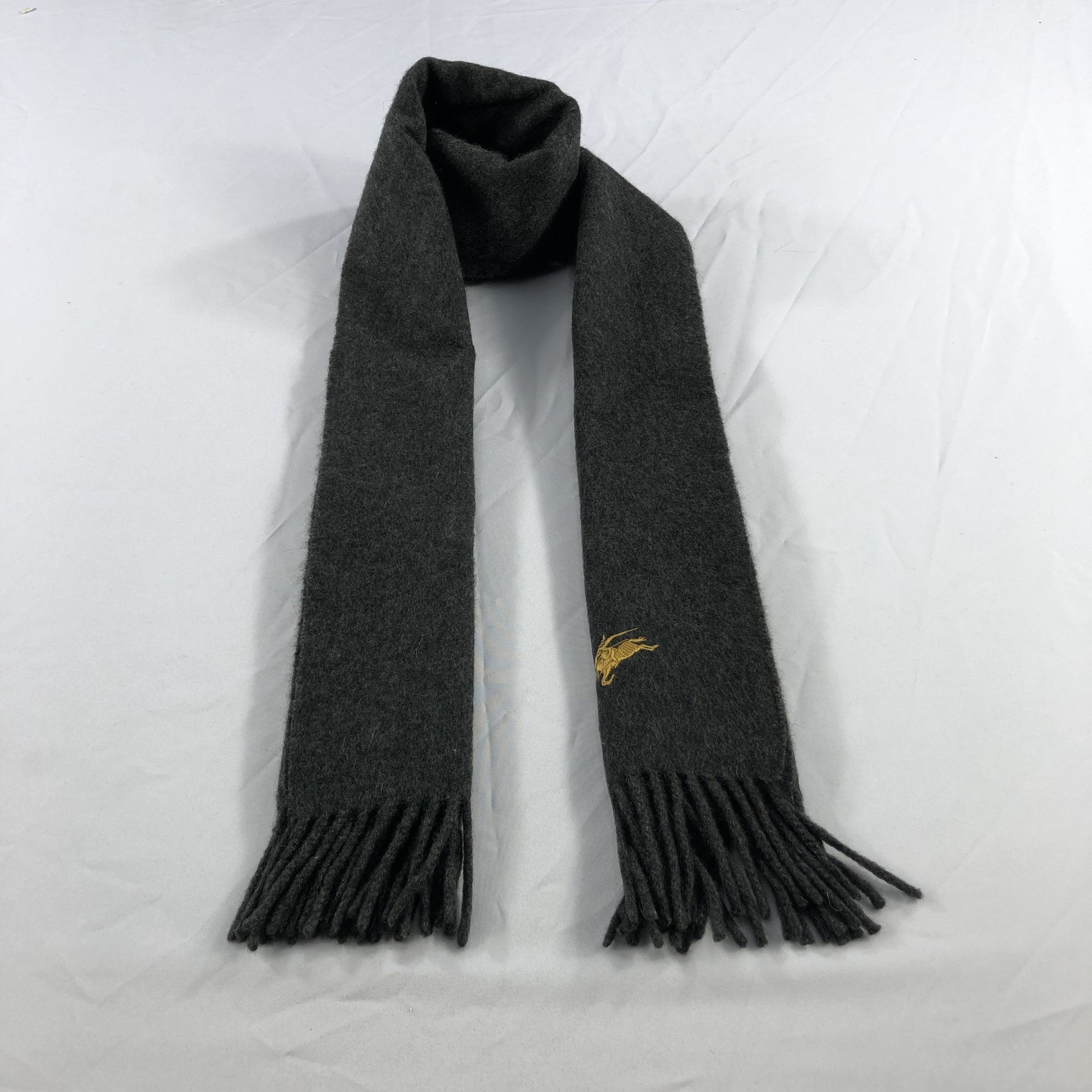 Burberry Burberrys Pure Cashmere Scarf Muffler Neckwear V1014 Size ONE SIZE - 1 Thumbnail