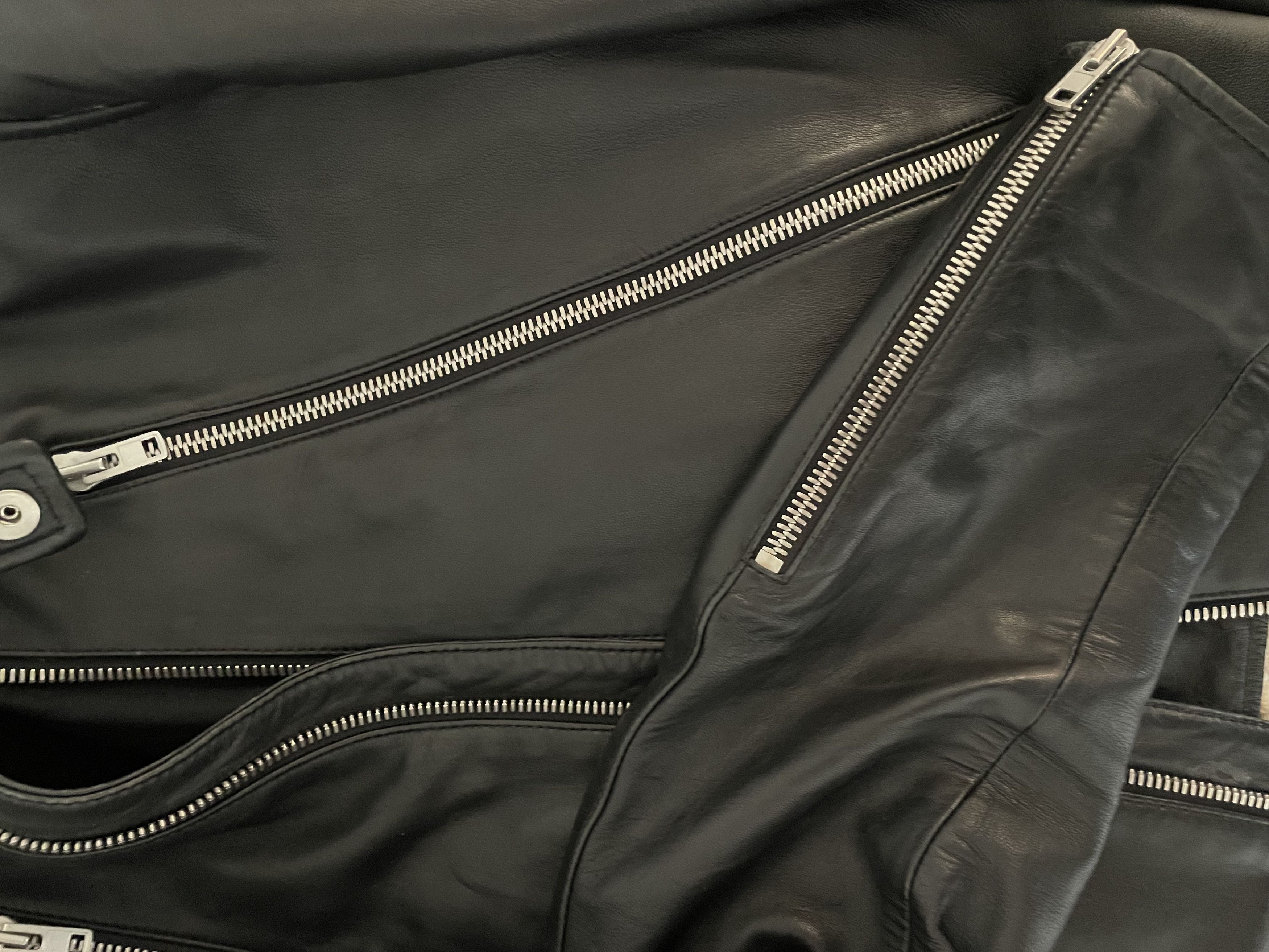 【Maison Margiela】 09SS 5-zip Leather Maison Margiela 5-Zip Leather Jacket – All Black Edition (FW15