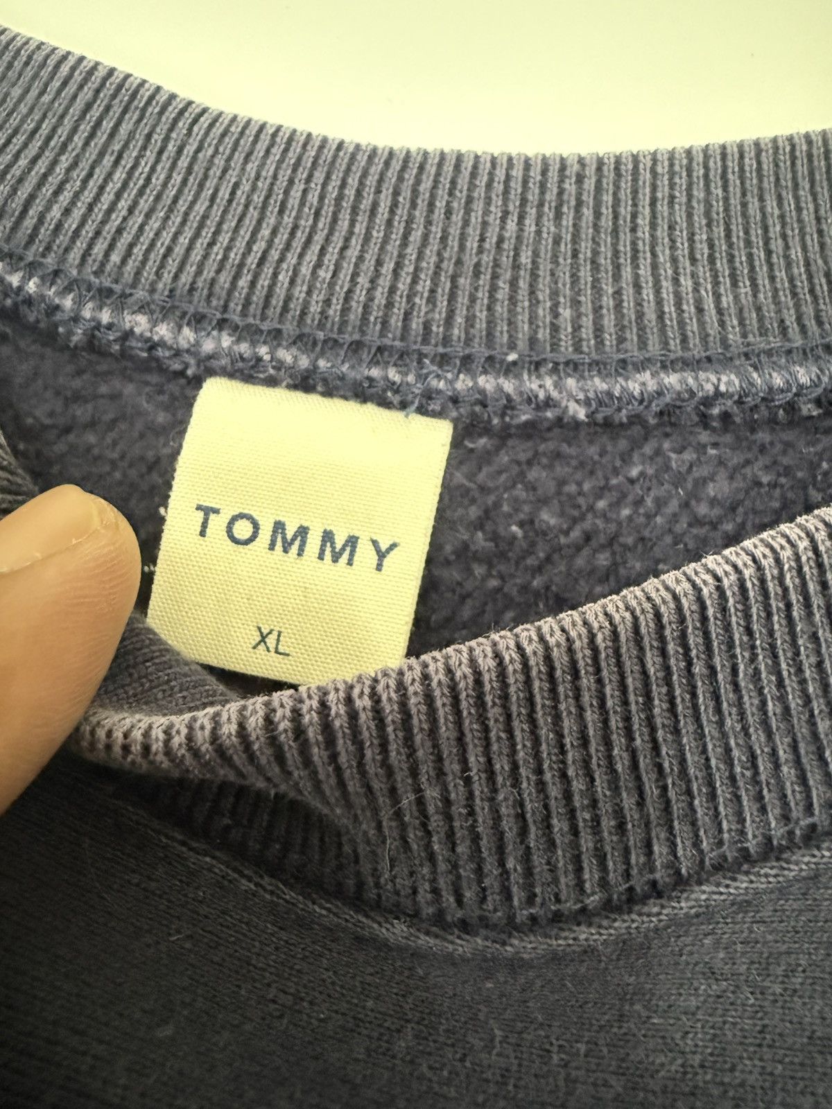 Tommy Jeans ⚡️TOMMY HILFIGER NEW YORK CITY COLLEGE LOGO STREETWEAR SWEAT Size US M / EU 48-50 / 2 - 8 Thumbnail