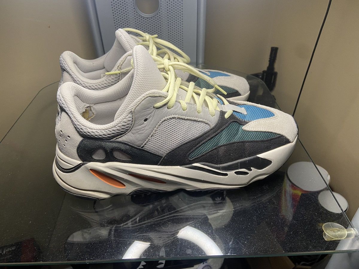 Adidas Yeezy 700 Wave Runner Size US 11 / EU 44 - 3 Thumbnail