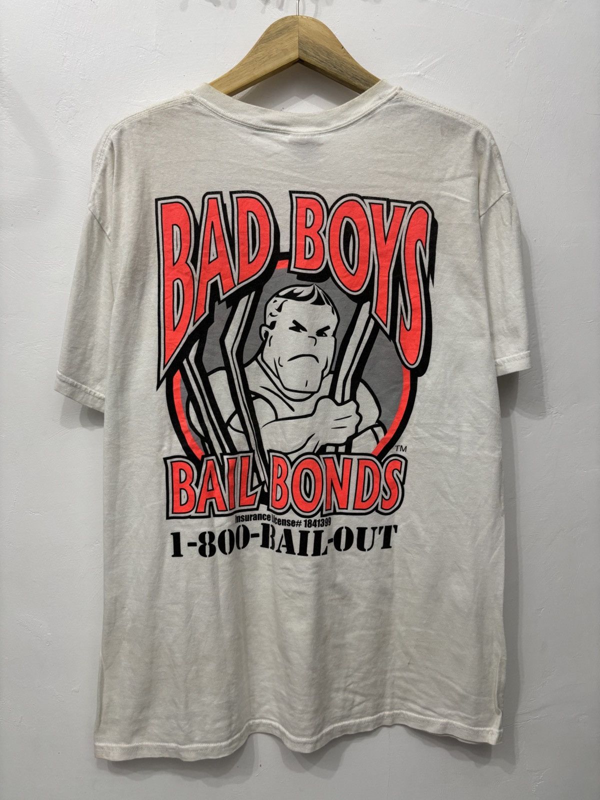 Gildan Vintage Y2K Bad Boy Bail Bonds Art Size US L / EU 52-54 / 3 - 1 Thumbnail