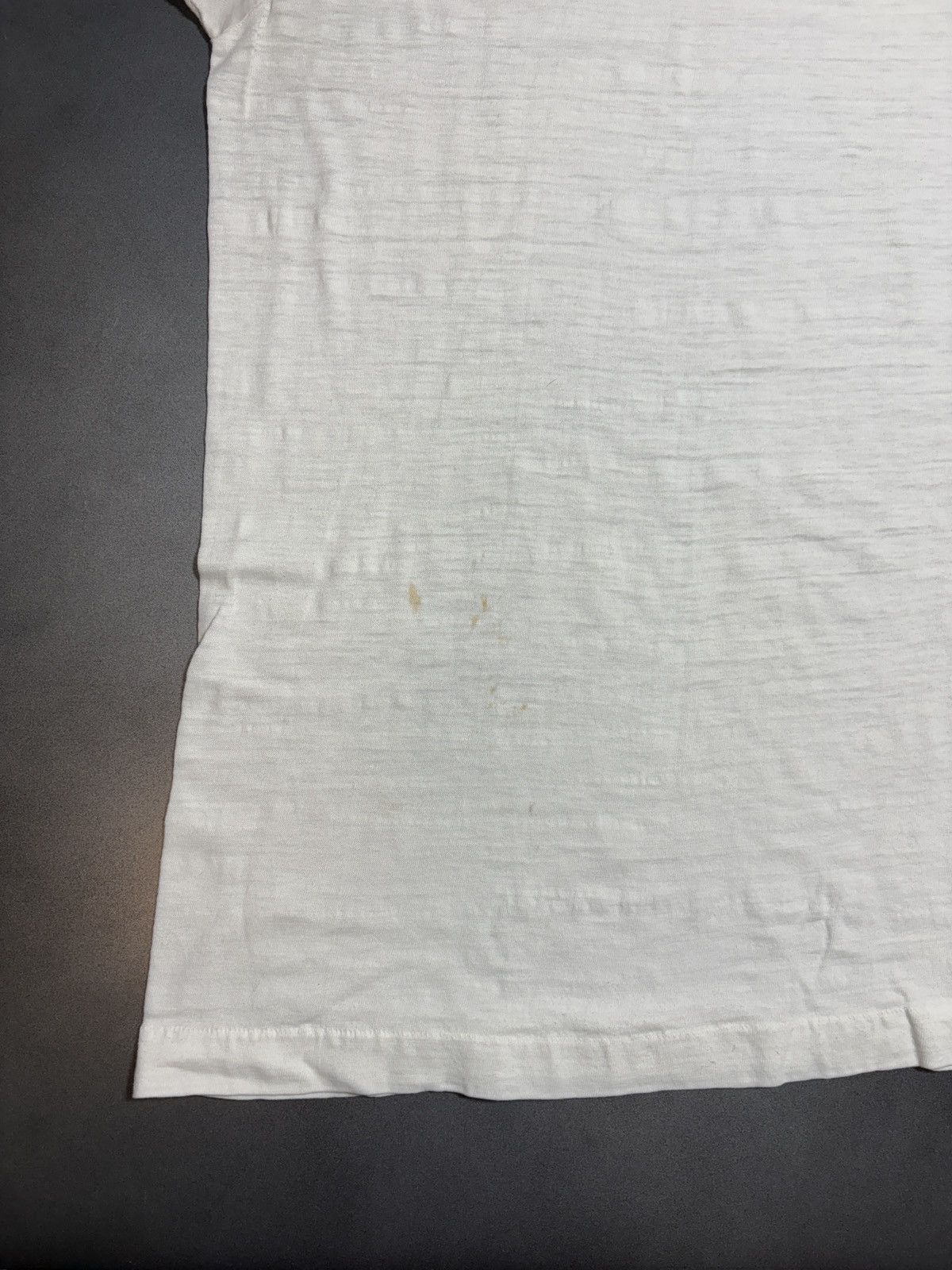Vintage 1980s Vintage Blank Tee White Sheer Faded Worn Thrashed Dist Size US S / EU 44-46 / 1 - 3 Thumbnail
