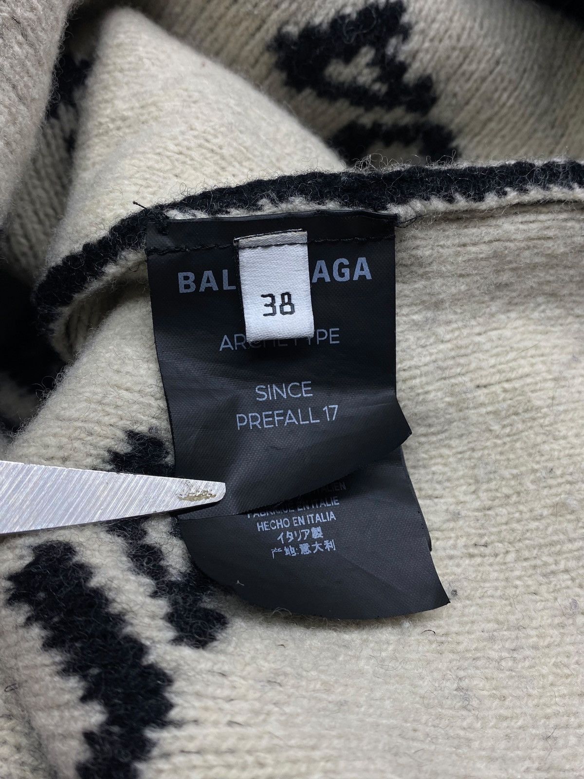 Balenciaga 🔥 BALENCIAGA LOGO KNIT SWEATER ITALY PREFALL 17 VTG VIBES Size XS / US 0-2 / IT 36-38 - 12 Thumbnail
