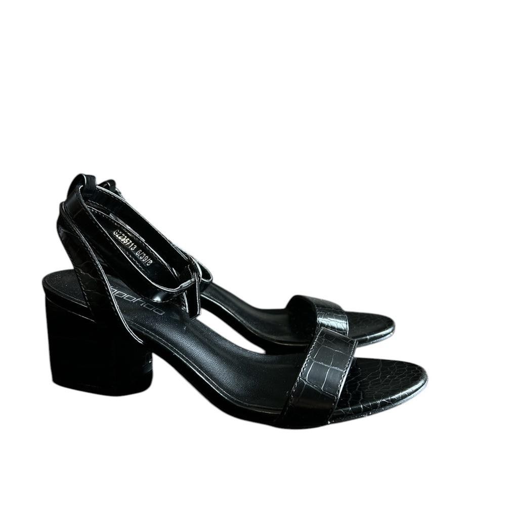 Designer Brand new Black Croc-Embossed Block Heel Sandals Size US 8 / IT 38 - 4 Thumbnail