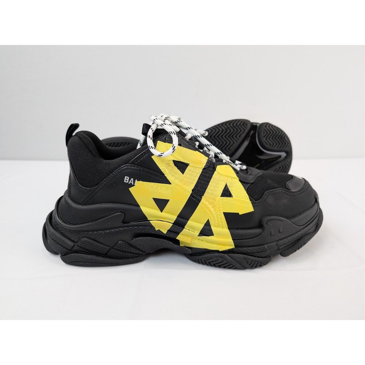 Balenciaga o1rshd1 Triple S Sneakers in Black/Yellow Size US 12 / EU 45 - 12 Thumbnail